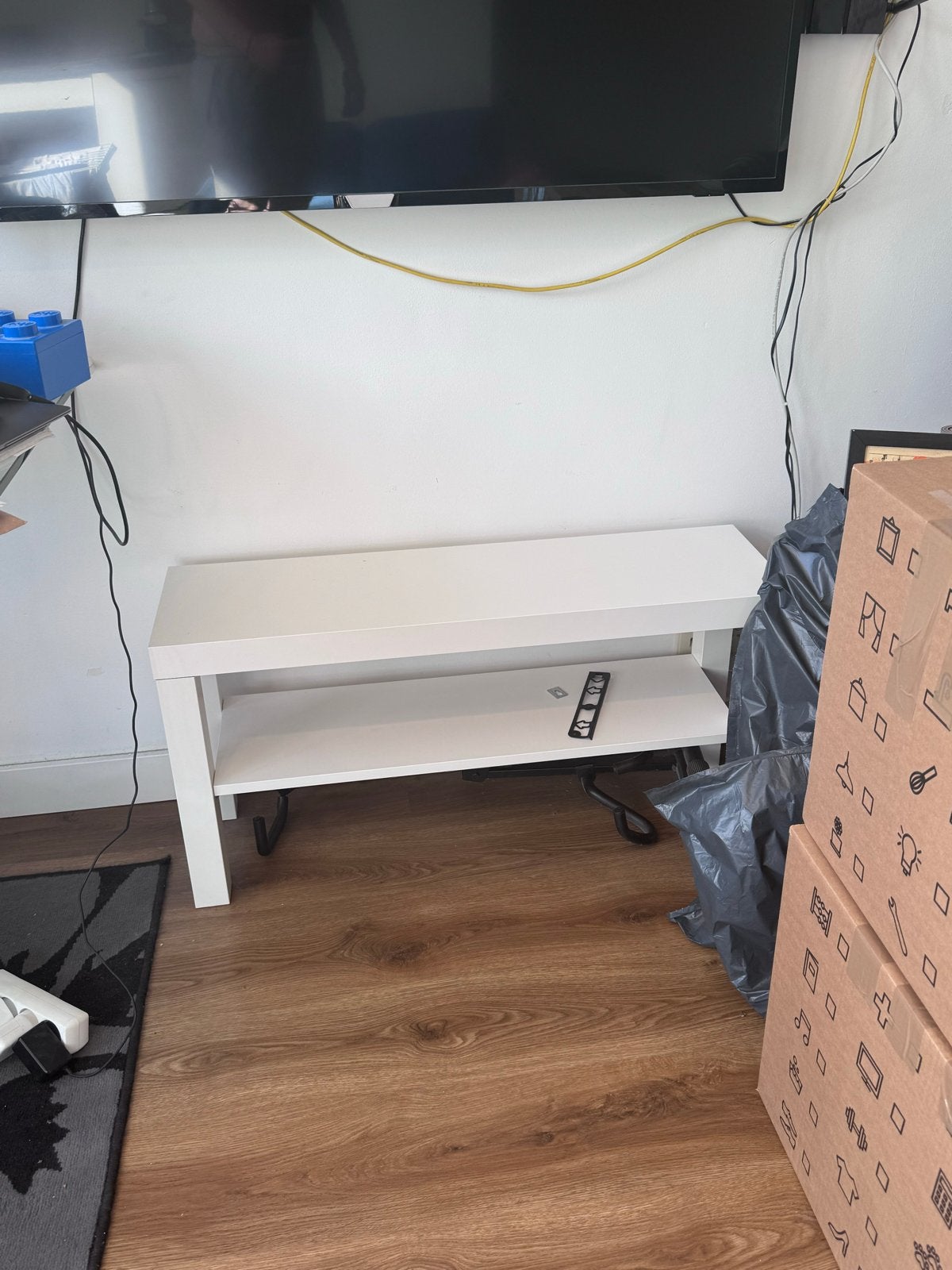 Ikea Lack TV table, Huis en Inrichting, Tafels | Bijzettafels, Ophalen, Gebruikt