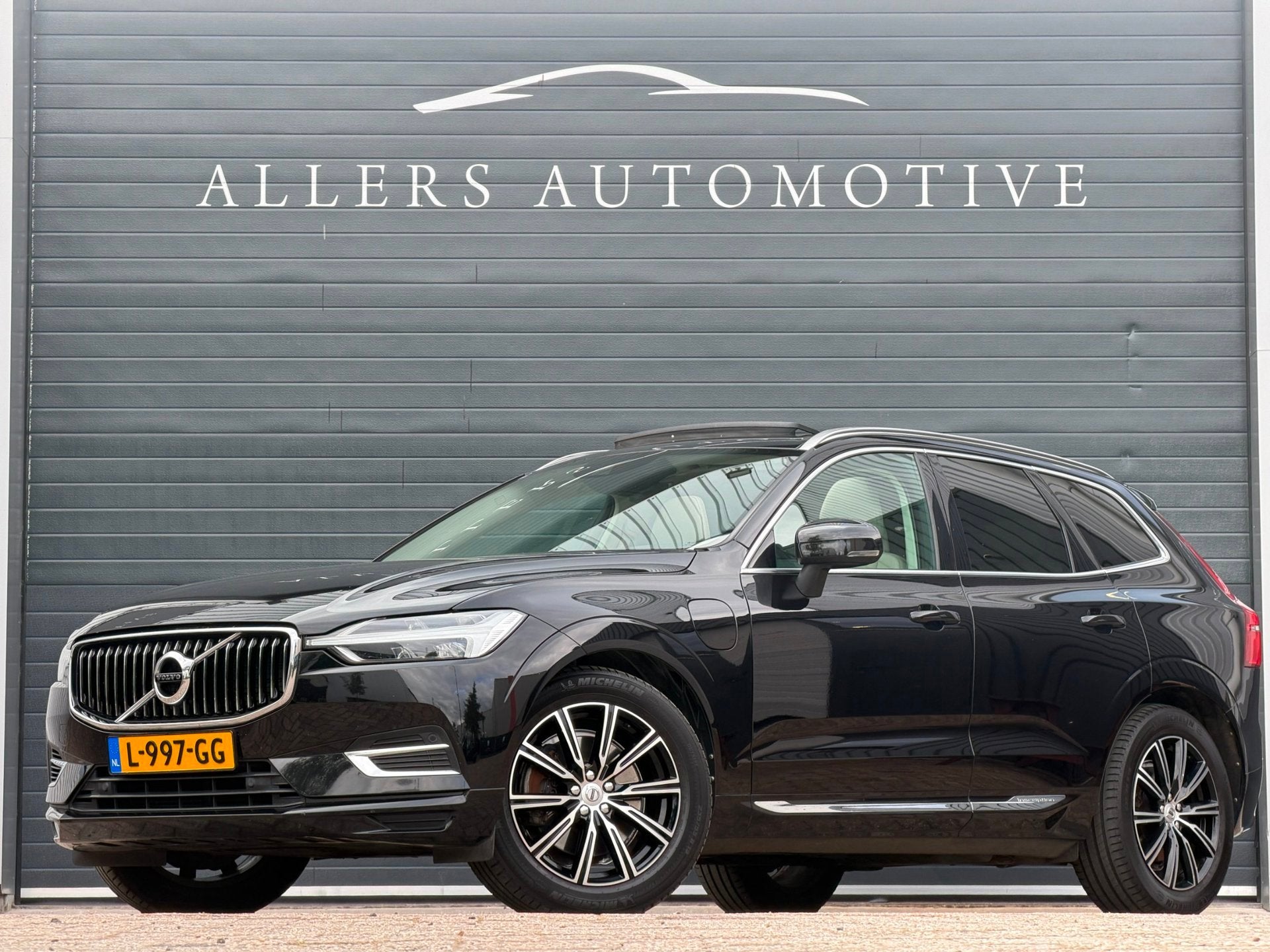 Volvo XC60 2.0 T8 Twin Engine AWD Inscription|PANO|TREKHAAK|, Automaat, Gebruikt, Euro 6, 1969 cc
