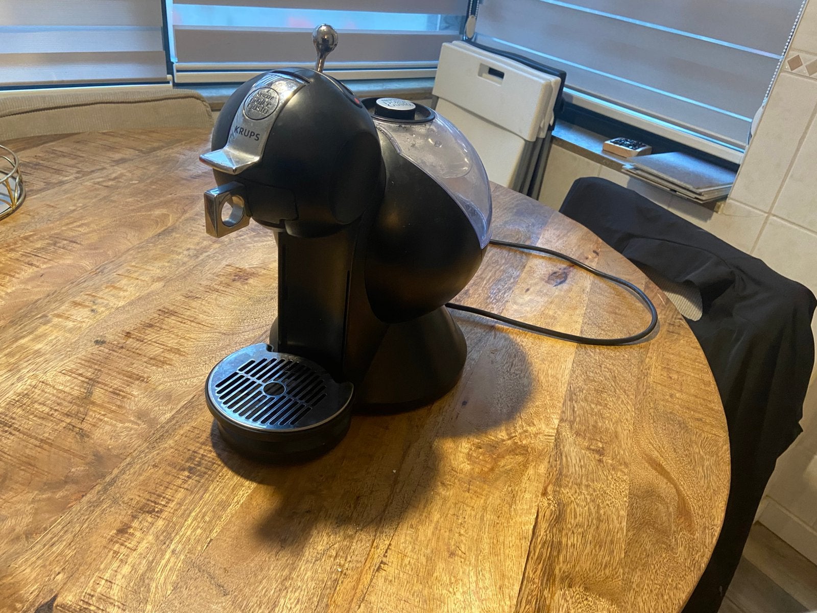 Dolce Gusto, Ophalen, Zo goed als nieuw, Koffiemachine