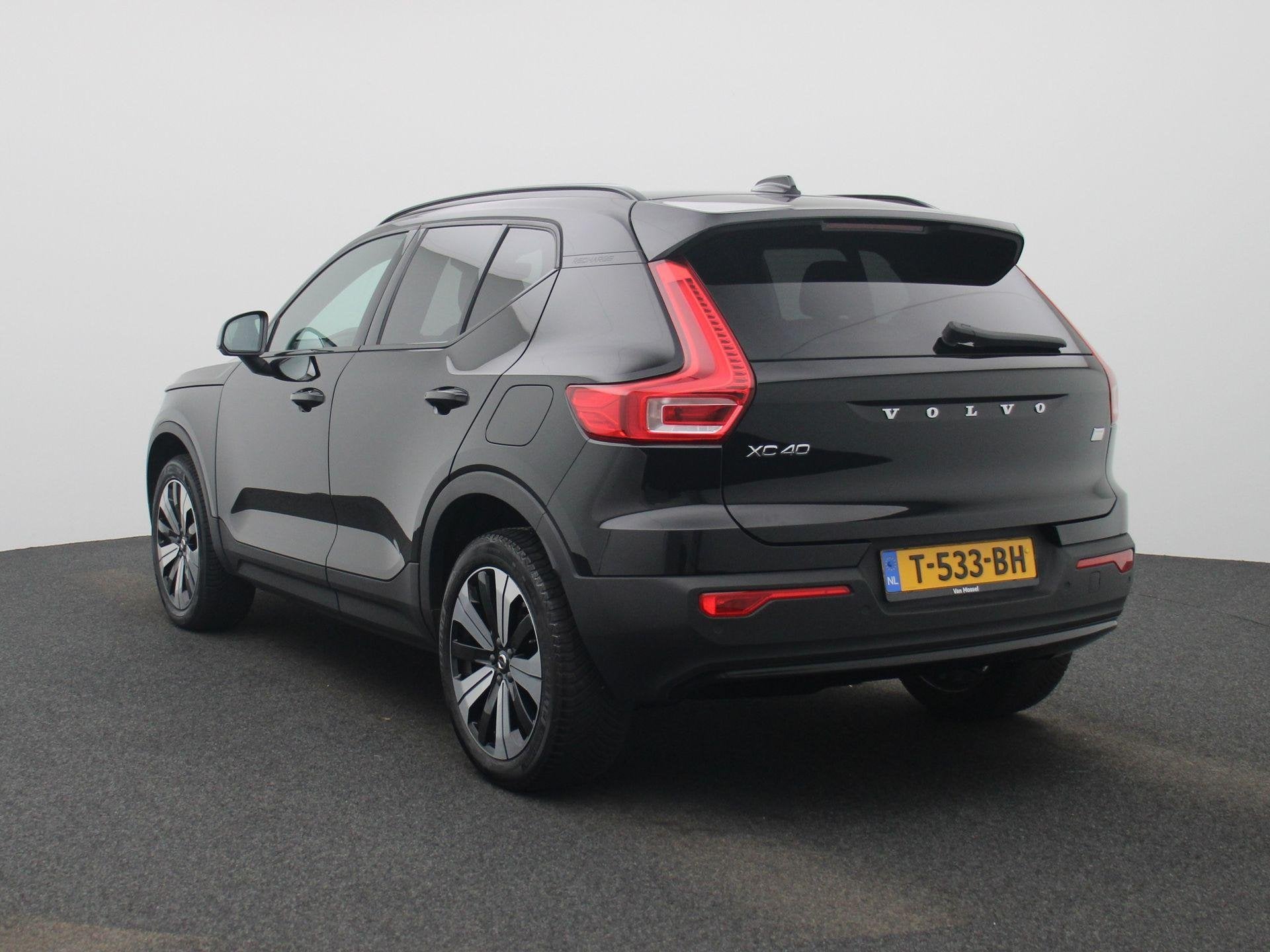 Volvo XC40 Recharge Core 70 kWh, Auto's, 12 maanden, Stof, Zwart, 420 min
