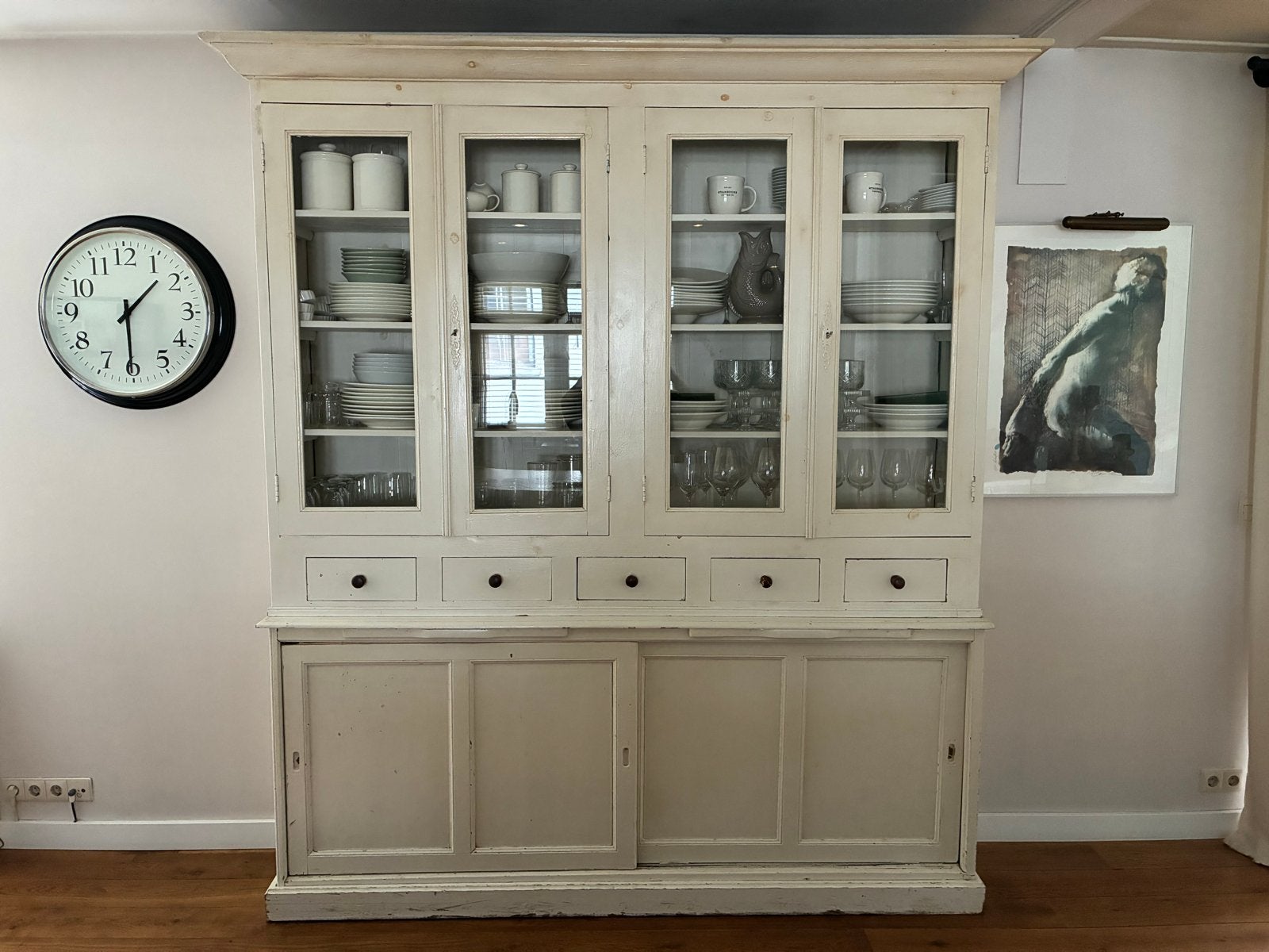 Antieke buffetkast/vitrinekast, crème wit  H 240, Ophalen