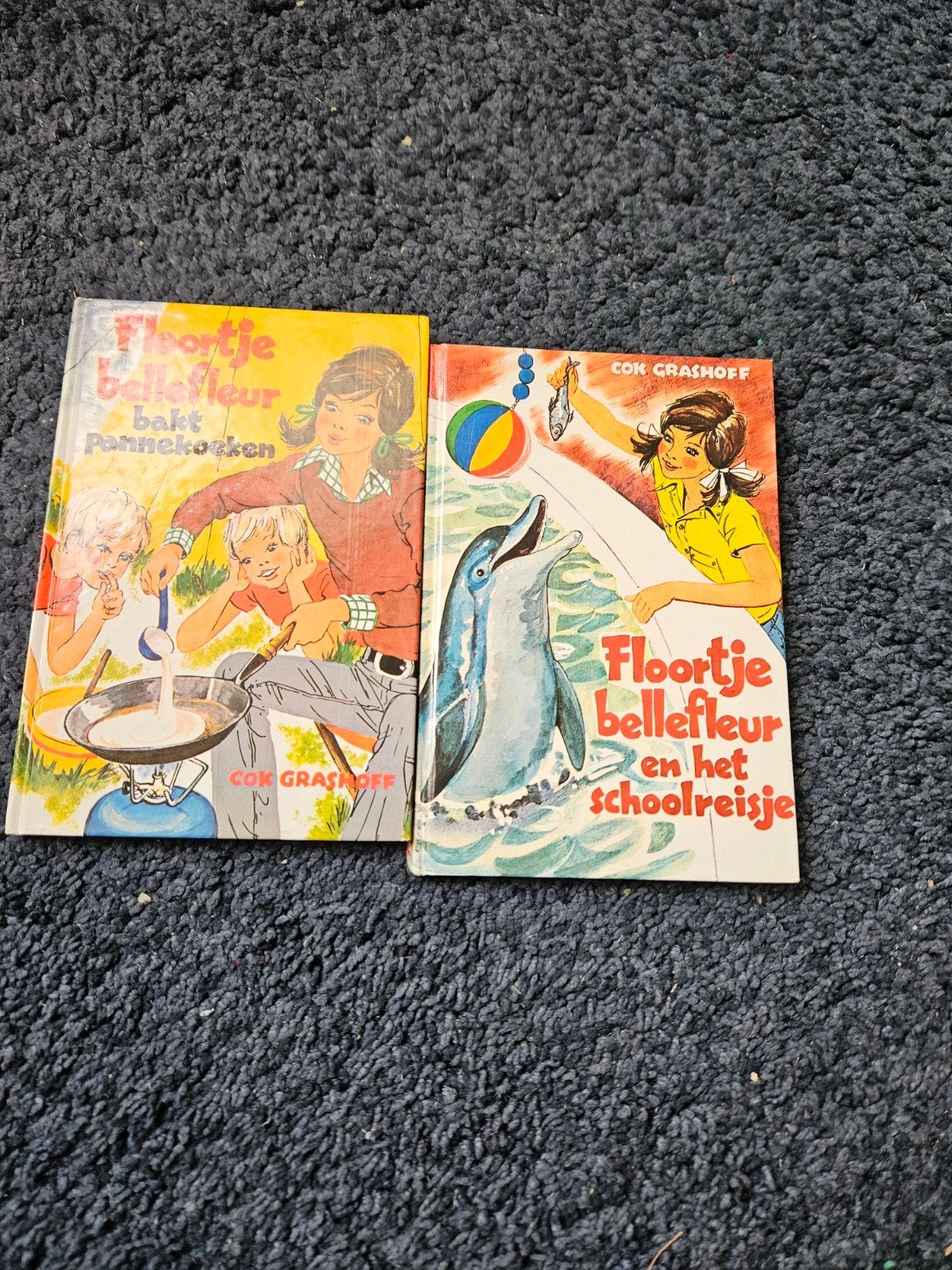 2x Floortje Bellefleur boeken: Pannenkoeken & Schoolreisje, Boeken, Ophalen of Verzenden, Gelezen, Cok Grashoff, Fictie algemeen