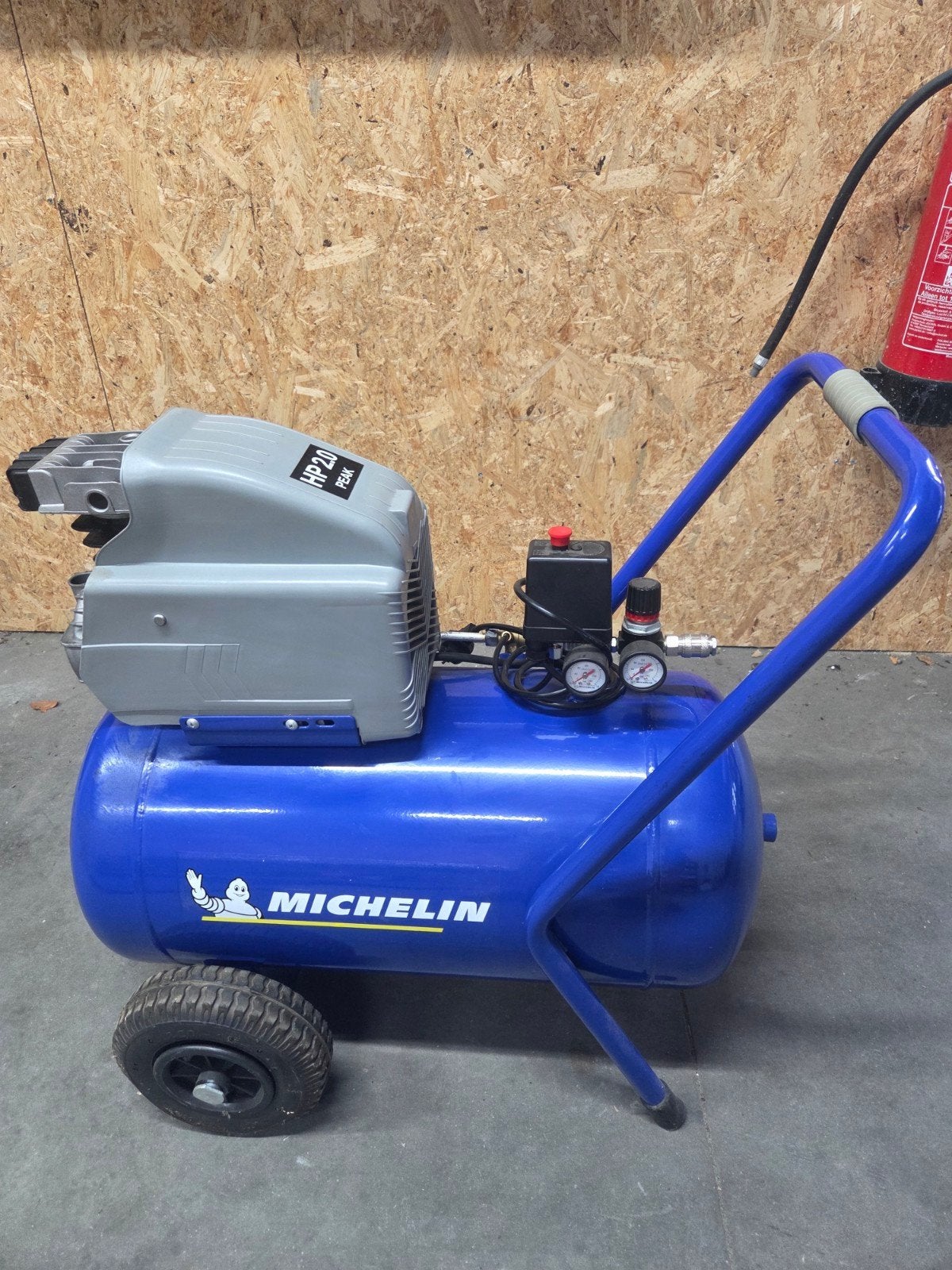 Michelin MCX 50 Compressor - Mobiel en Krachtig, Doe-het-zelf en Verbouw, Compressors, Ophalen, Gebruikt, 6 tot 10 bar, 25 tot 100 liter