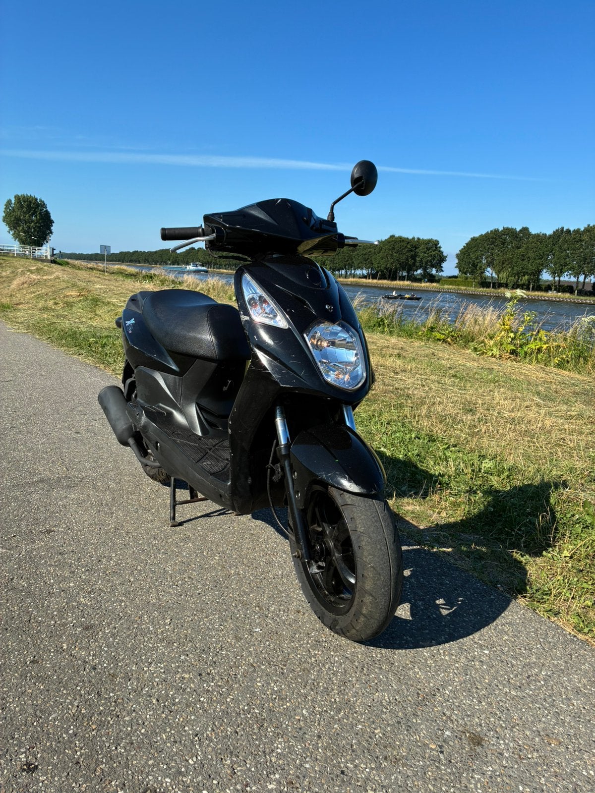 SYM X-Pro 2020 nette staat lage km stand, Fietsen en Brommers, Ophalen, Overige modellen, Maximaal 45 km/u, Zo goed als nieuw