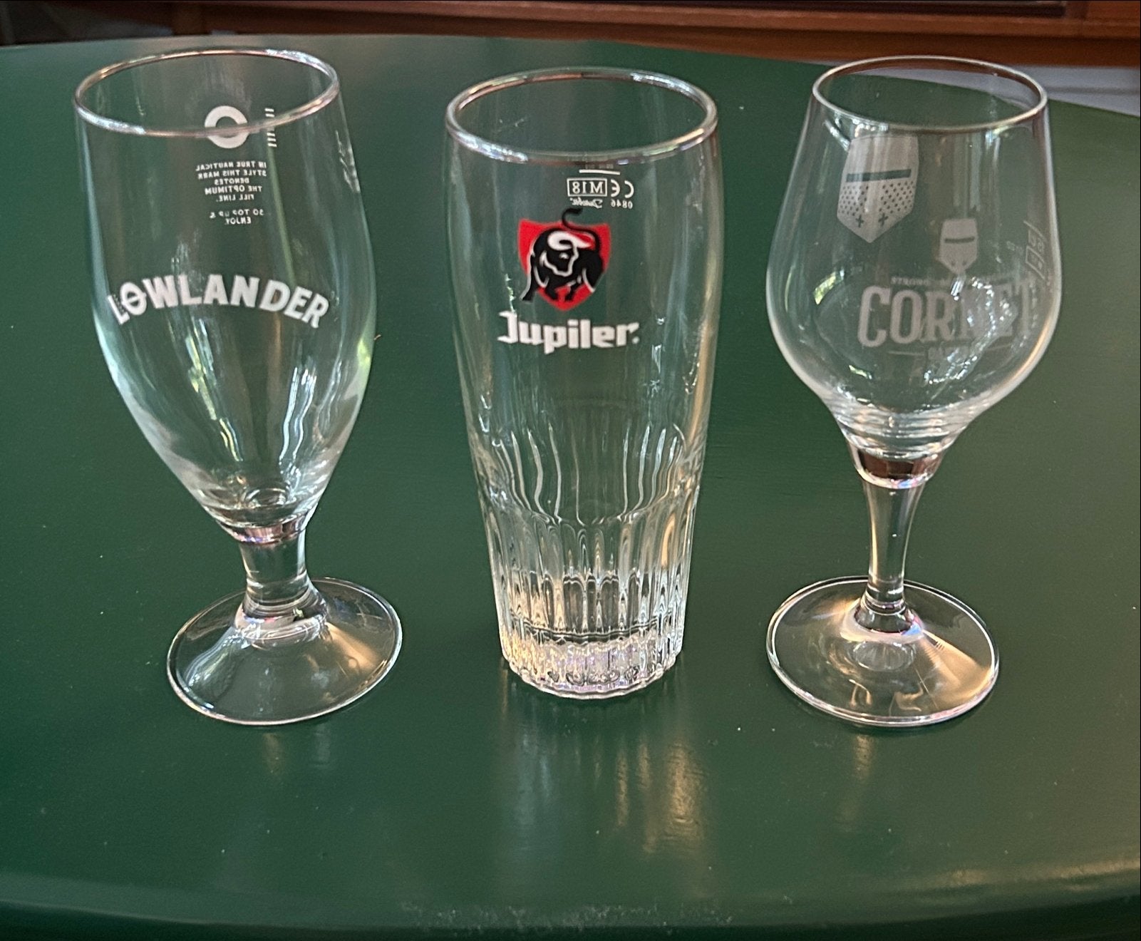 Drie bierglazen: Cornet, Jupiler en Lowlander, Ophalen of Verzenden, Overige merken, Glas, Overige typen