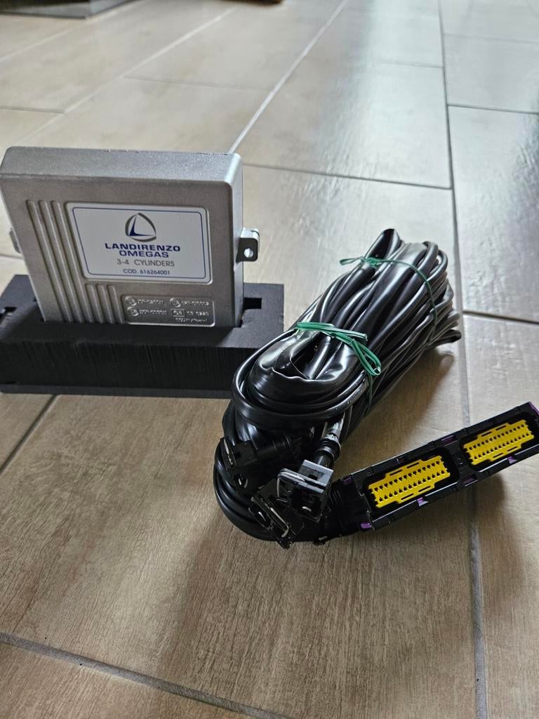 Landirenzo Ecu Omegas 3-4 cil LPG met kabelboom, Auto-onderdelen, Ophalen of Verzenden