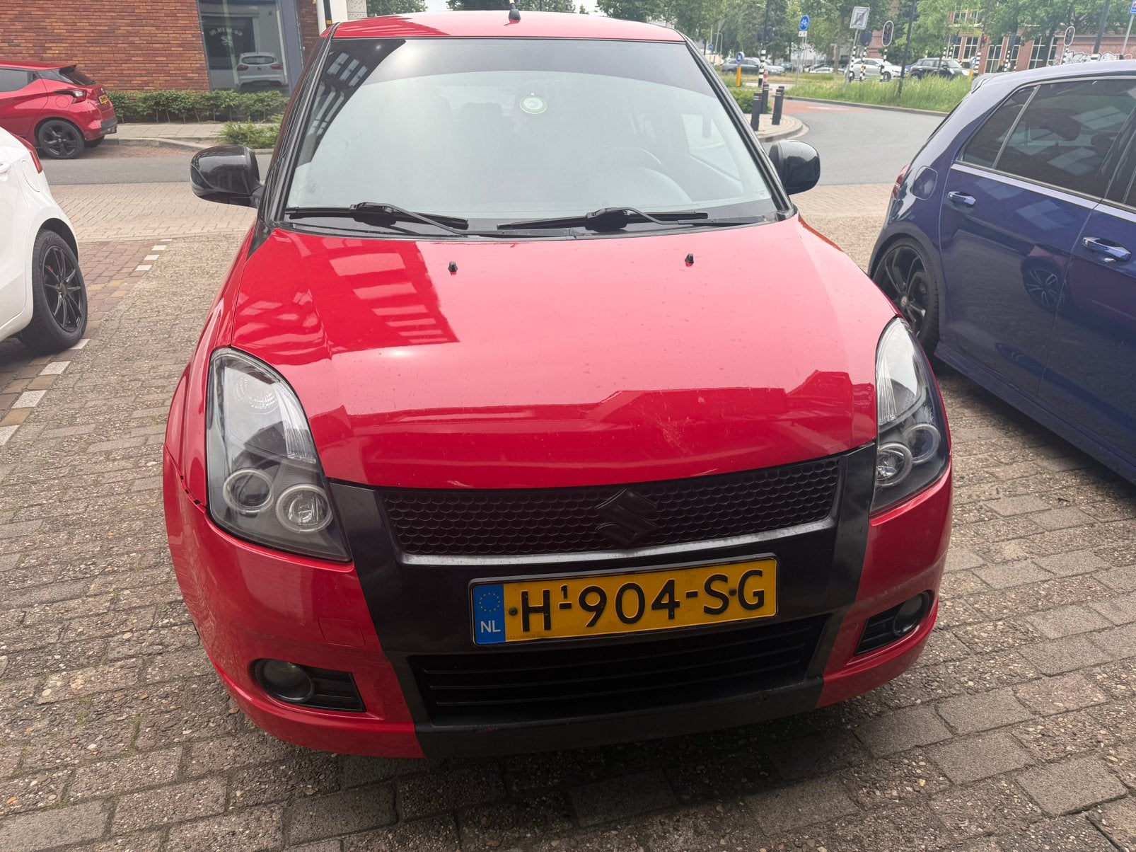 Suzuki Swift 1.5 5D 2007 Rood, Voorwielaandrijving, 40 €/maand, Zwart, 4 cilinders