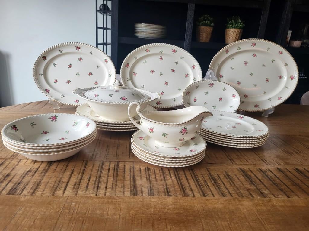 Antiek servies los Johnson Brothers old English, pink roses, Antiek en Kunst, Antiek | Servies los, Ophalen