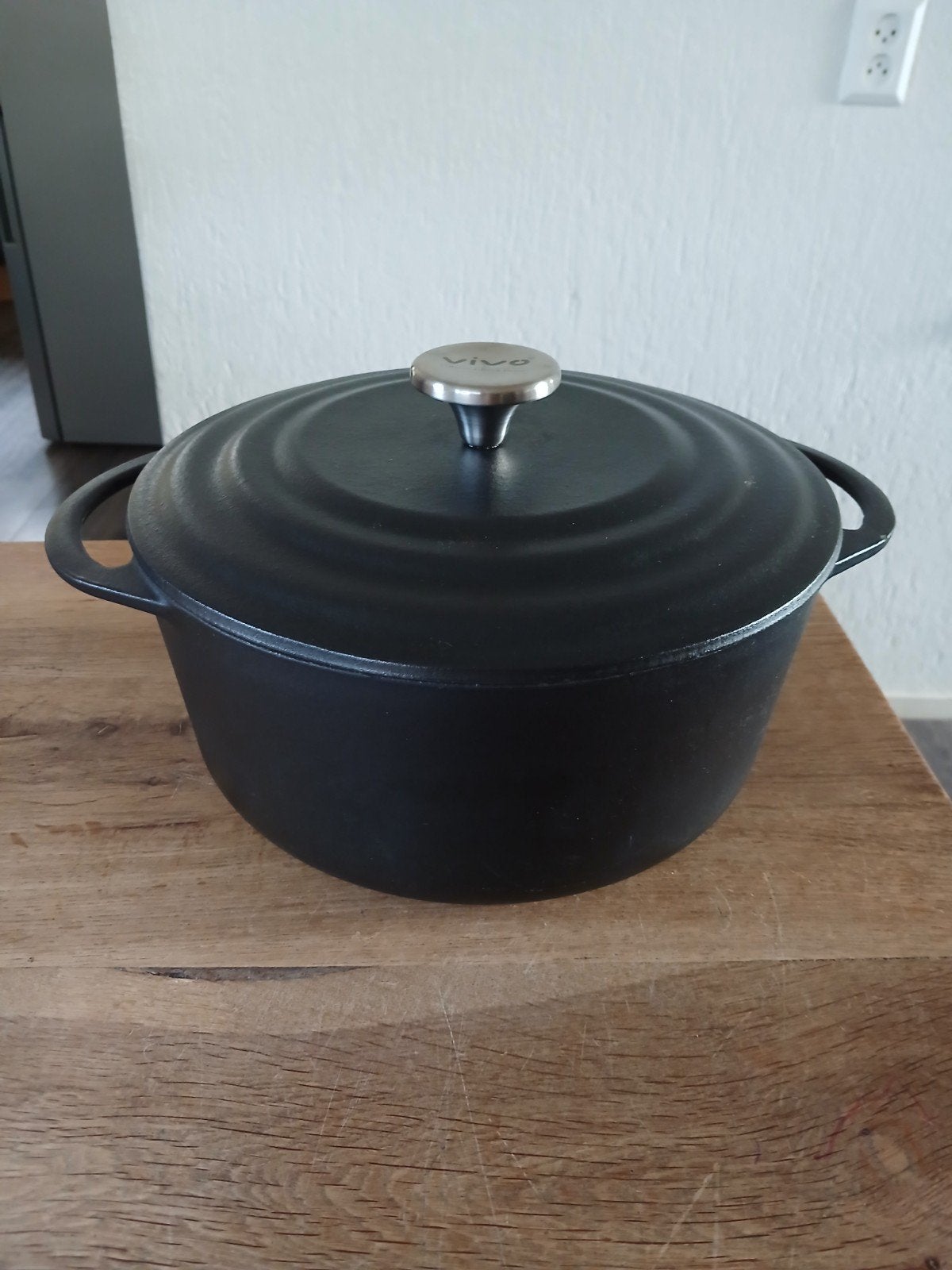 vivo gietijzeren stoompan 24 cm druppel deksel, Huis en Inrichting, Ophalen, Gietijzer, Braadpan
