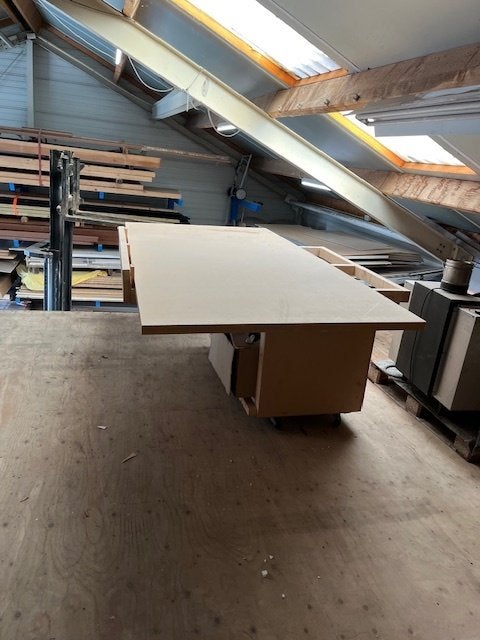 Werkbank op wielen met kantelfunctie, Ophalen, Zo goed als nieuw, 70 tot 120 cm