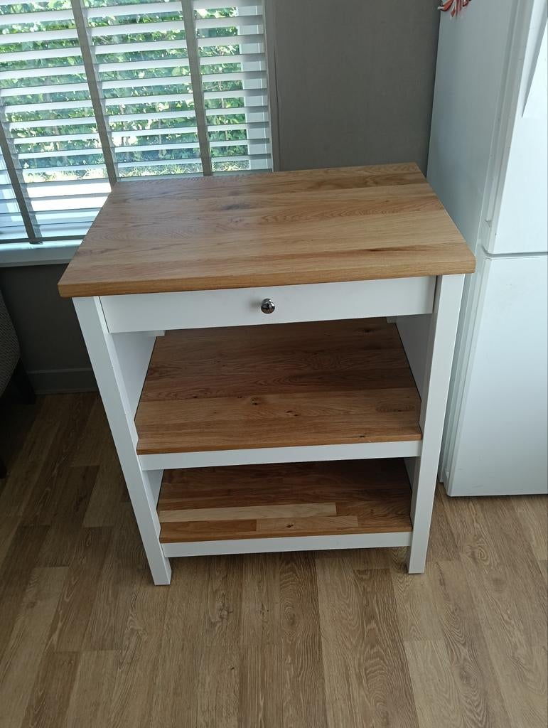 IKEA TORNVIKEN keukeneiland in de kleur ecru/eiken. , 45 tot 60 cm, Gebruikt, Rechthoekig, 55 tot 75 cm