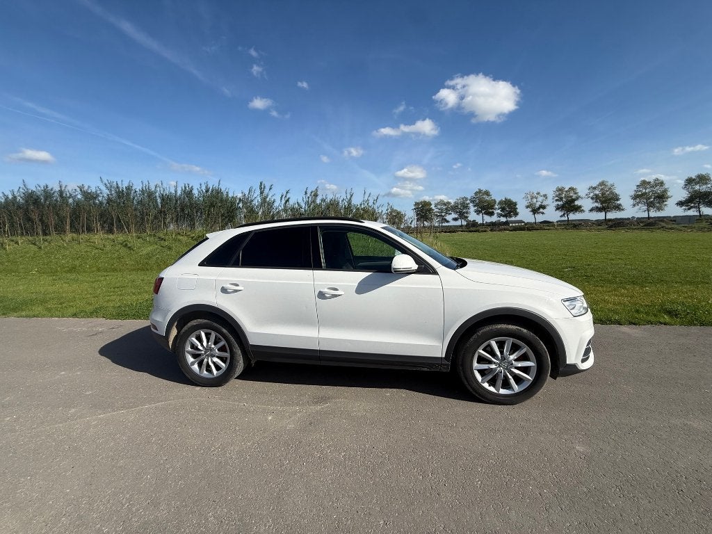 Foto 10 van Audi Q3 1.4 Tfsi 110KW S-tronic 2016 Wit