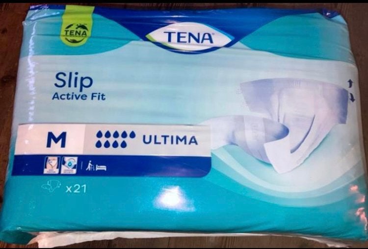 Tena slip ultima incontinentie luiers maat medium, Ophalen, Zo goed als nieuw, Jongetje of Meisje