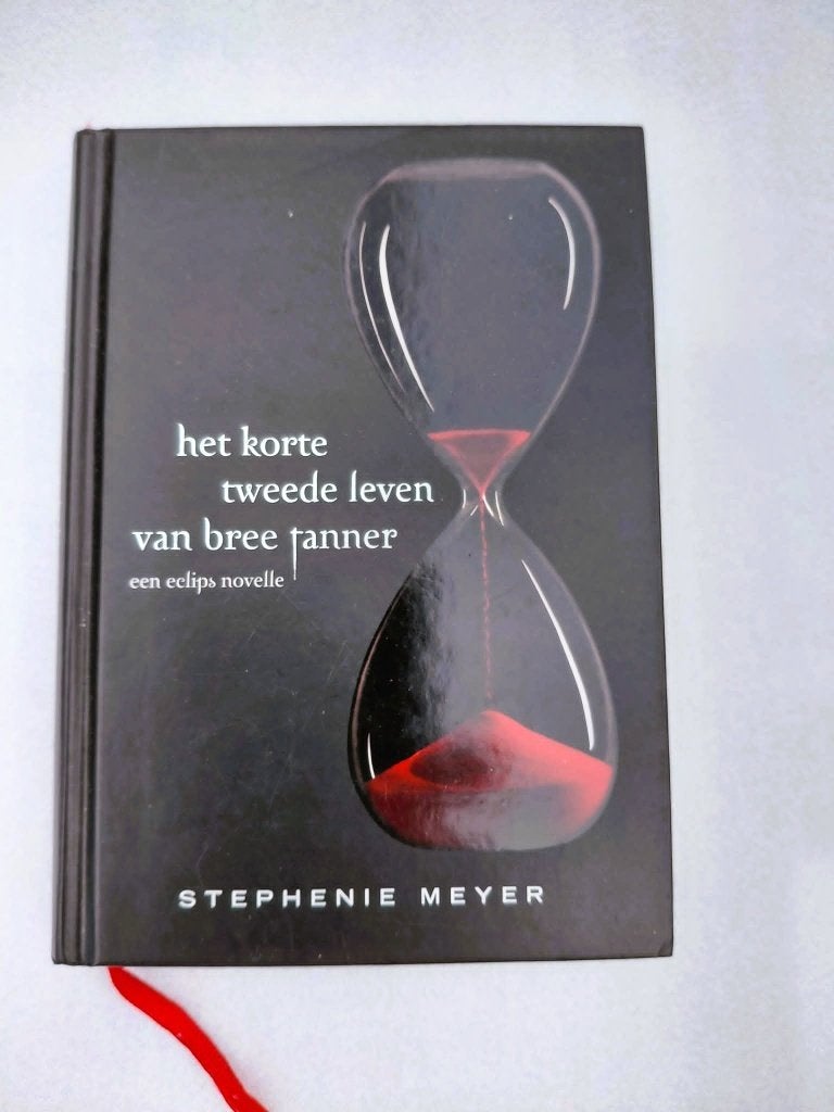 Het korte tweede leven van Bree Tanner, Stephenie Meyer boek, Ophalen of Verzenden, Zo goed als nieuw
