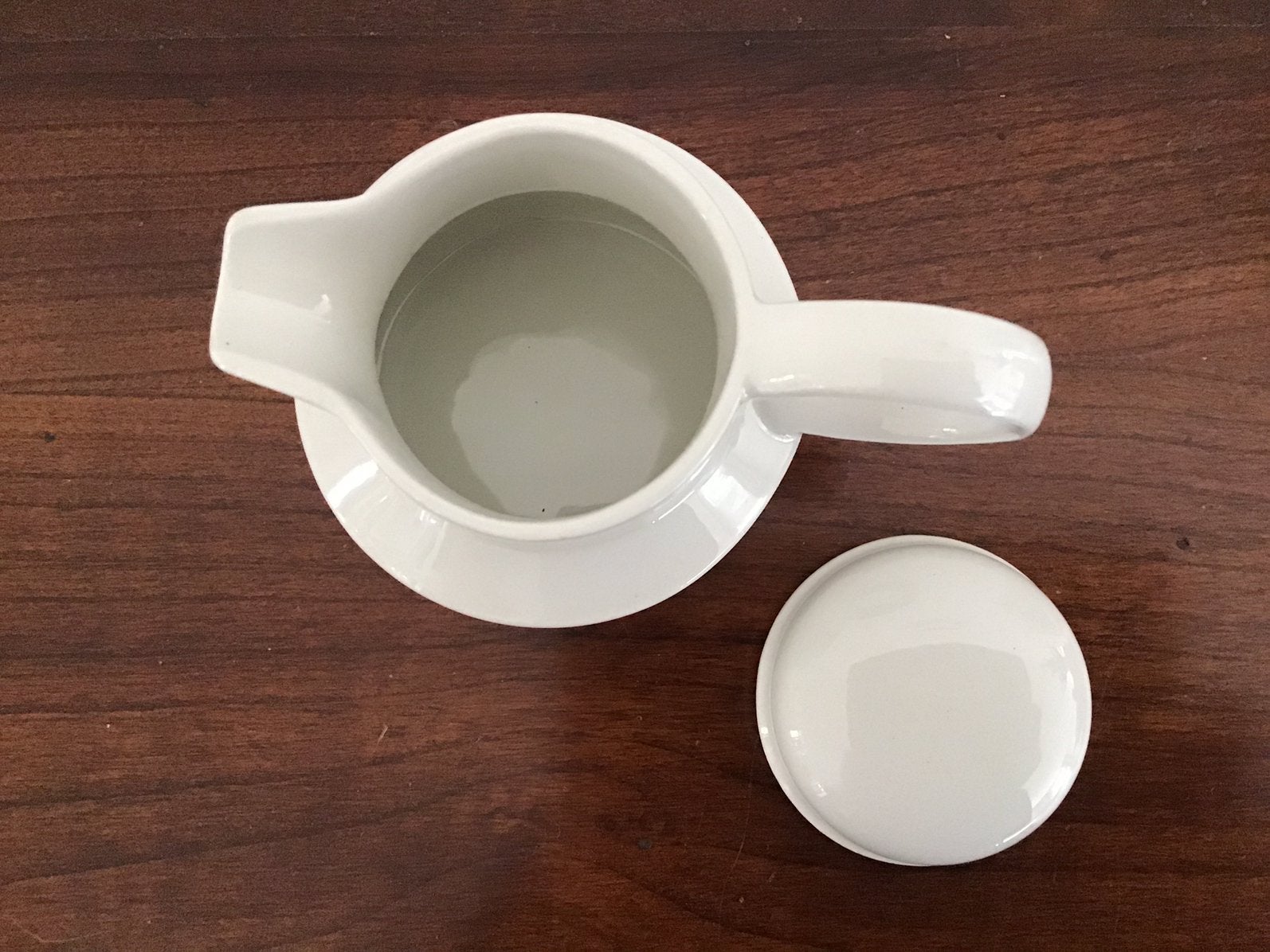 Wedgwood Midwinter Stonehenge White roomkannetje., Ophalen of Verzenden, Zo goed als nieuw, Porselein
