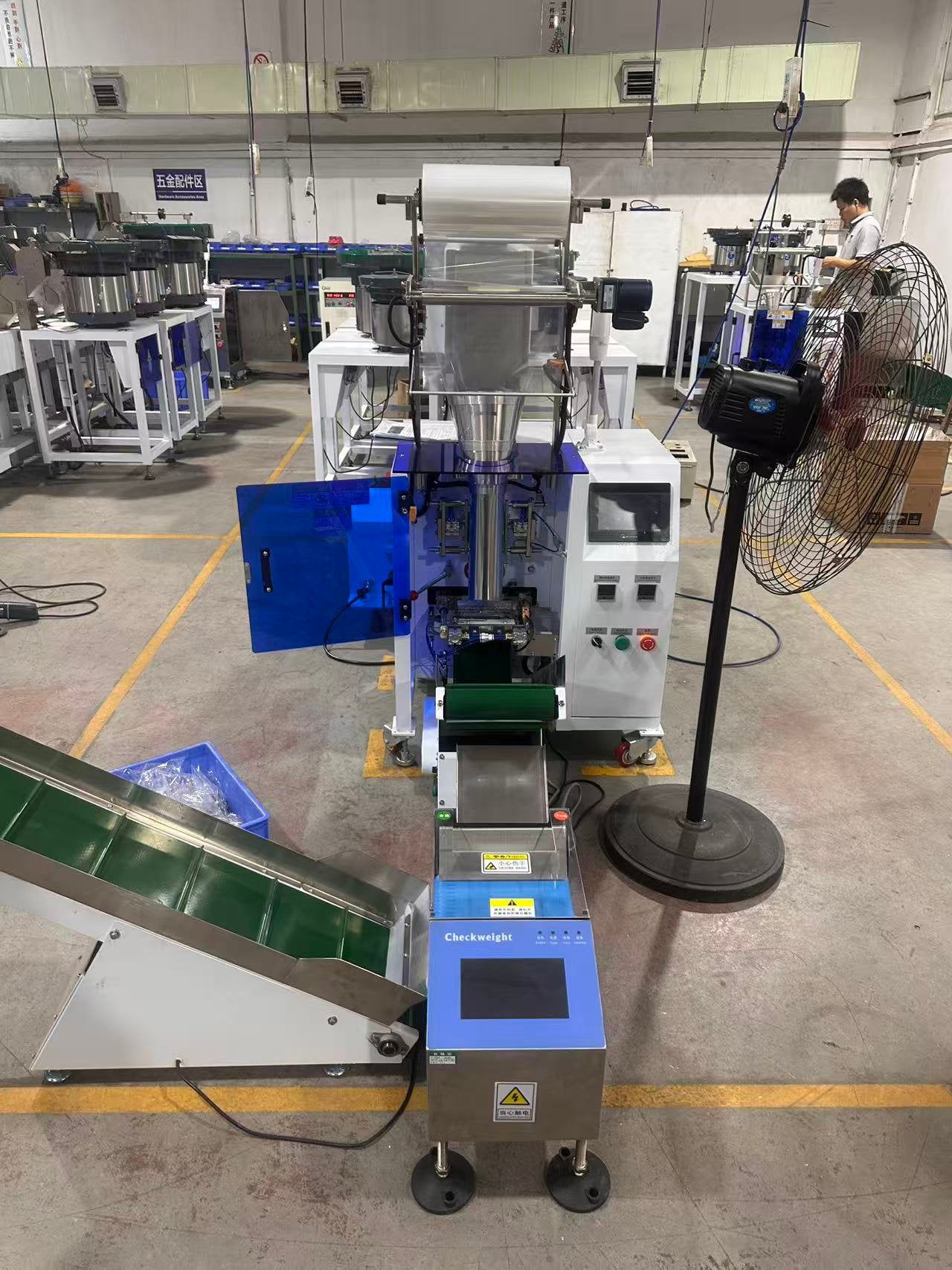 Verpakking machine schoeven en scharnieren, Ophalen of Verzenden, Zo goed als nieuw