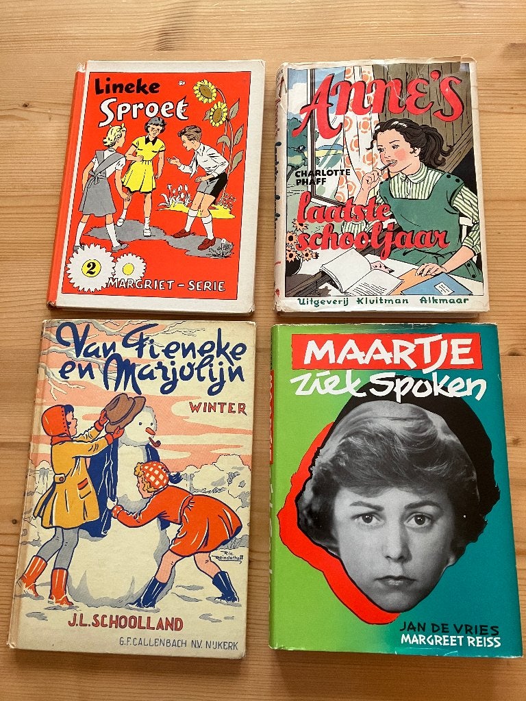 4 oude meisjes jeugdboeken , o.a. Anne's laatste schooljaar, Ophalen of Verzenden, Gelezen, Non-fictie
