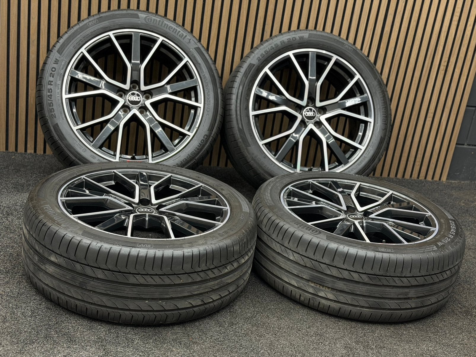 Originele 20 inch Audi Sport Q5 SQ5 5x112 Continental AO, Ophalen, 255 mm, ., Banden en Velgen
