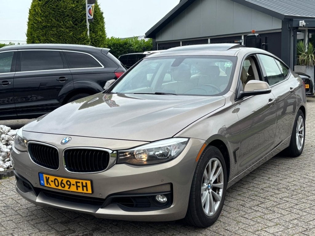 BMW 3-serie Gran Turismo 328i X-Drive High Executive 2014 Pa, Auto's, BMW, Automaat, Euro 5, Gebruikt, 4 cilinders