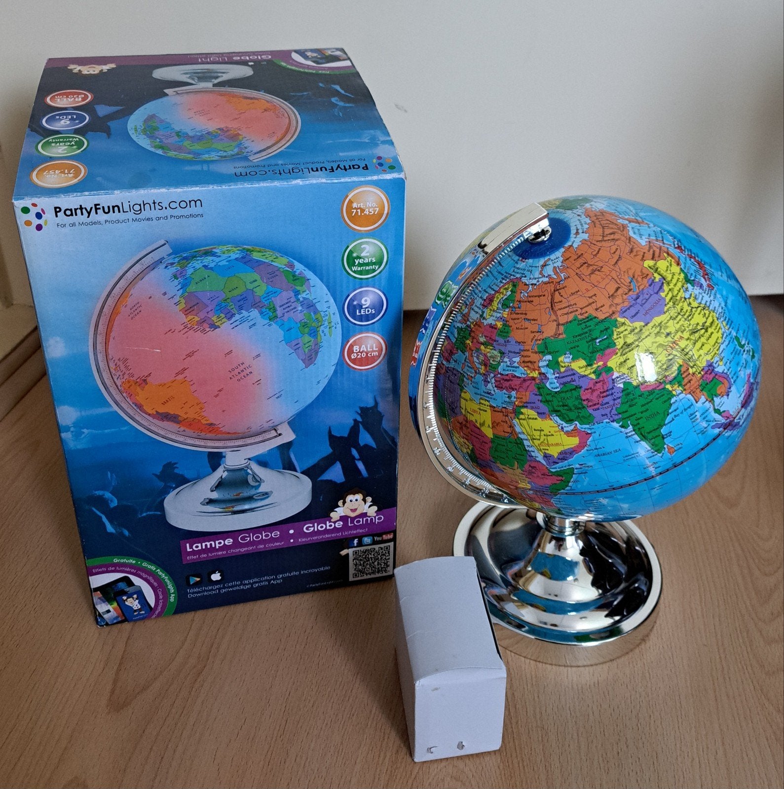 Lichtgevende wereldbol ( nieuw), Ophalen of Verzenden, Nieuw, Met licht