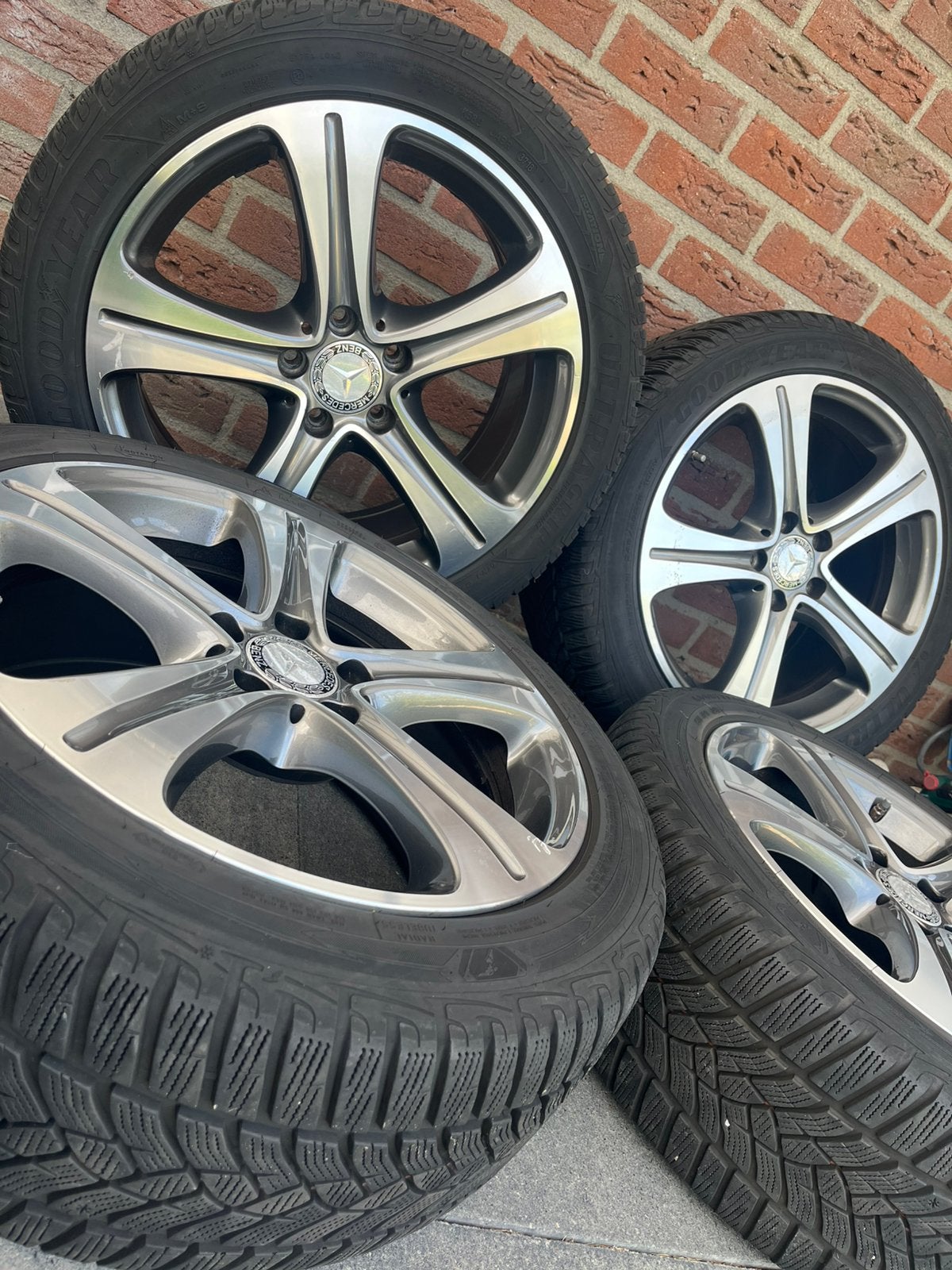 5x112 Originele Mercedes velgen 18 inch 245/45/18 winterband, Auto-onderdelen, Ophalen, 18 inch, 245 mm, Winterbanden