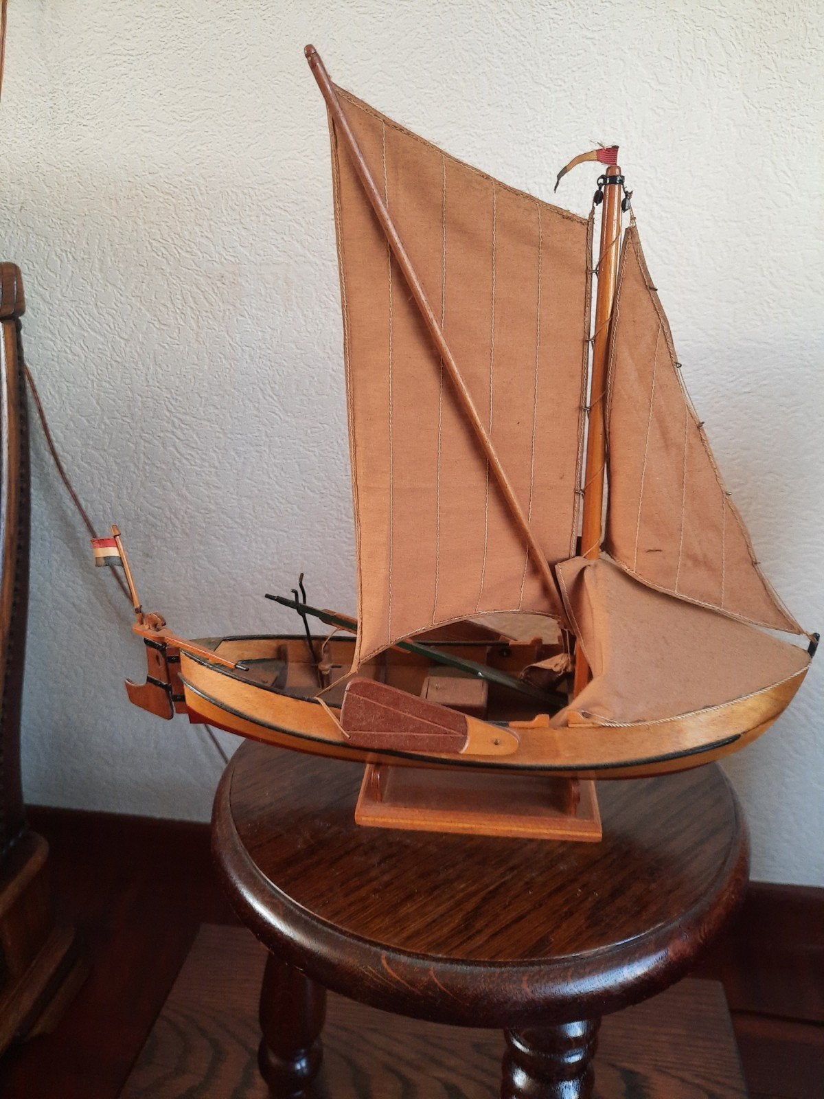 model zeilboot, Ophalen