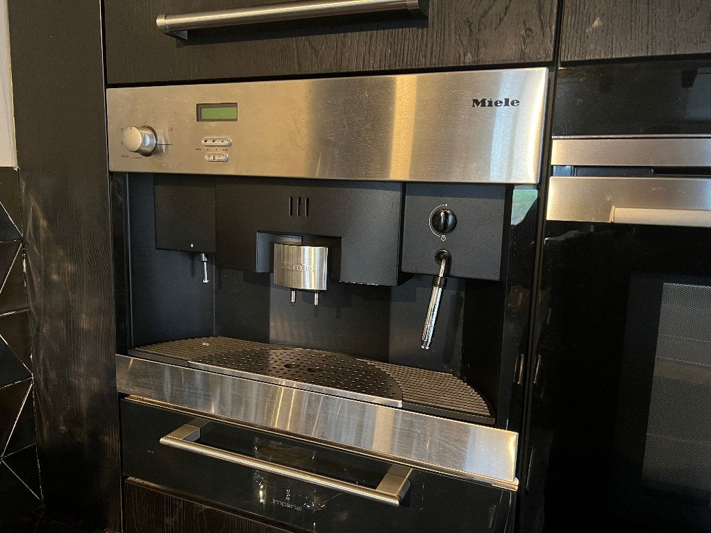 MIELE KOFFIE APPARAAT CVA 620, Ophalen, Overige typen, Zilver, Zo goed als nieuw