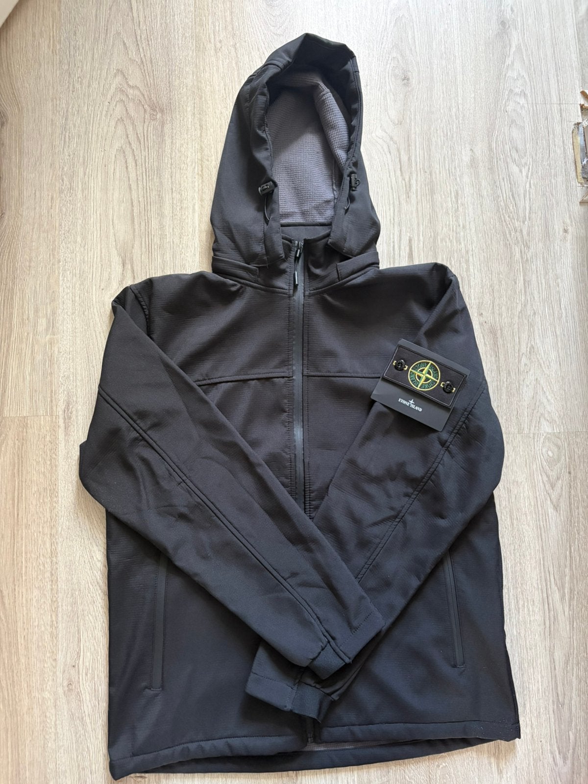 Softshell jas Maat M, Ophalen of Verzenden, Zo goed als nieuw, Zwart