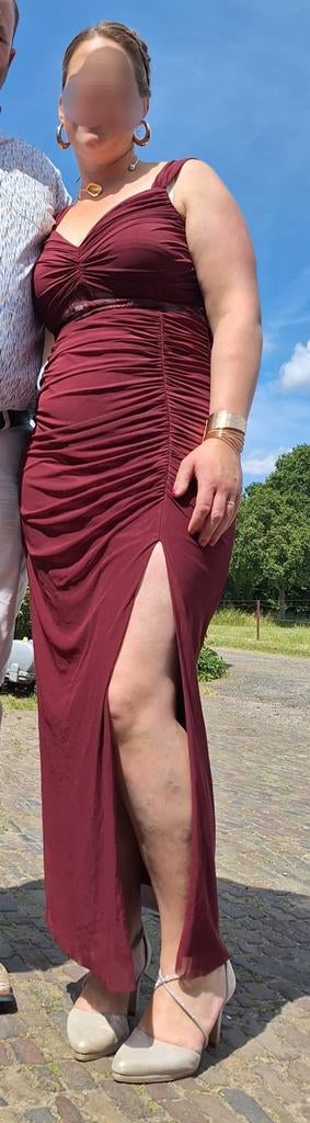 Lipsy burgundy jurk maat 42, Lipsy, Maat 42/44 (L), Ophalen of Verzenden, Zo goed als nieuw