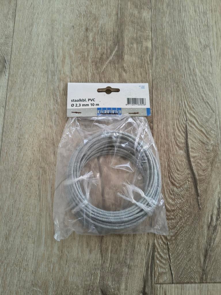 Nieuwe Gamma staalkabel PVC 2,3 mm, 10m lang. Nieuw!, Doe-het-zelf en Verbouw, IJzerwaren en Bevestigingsmiddelen, 250 mm of meer