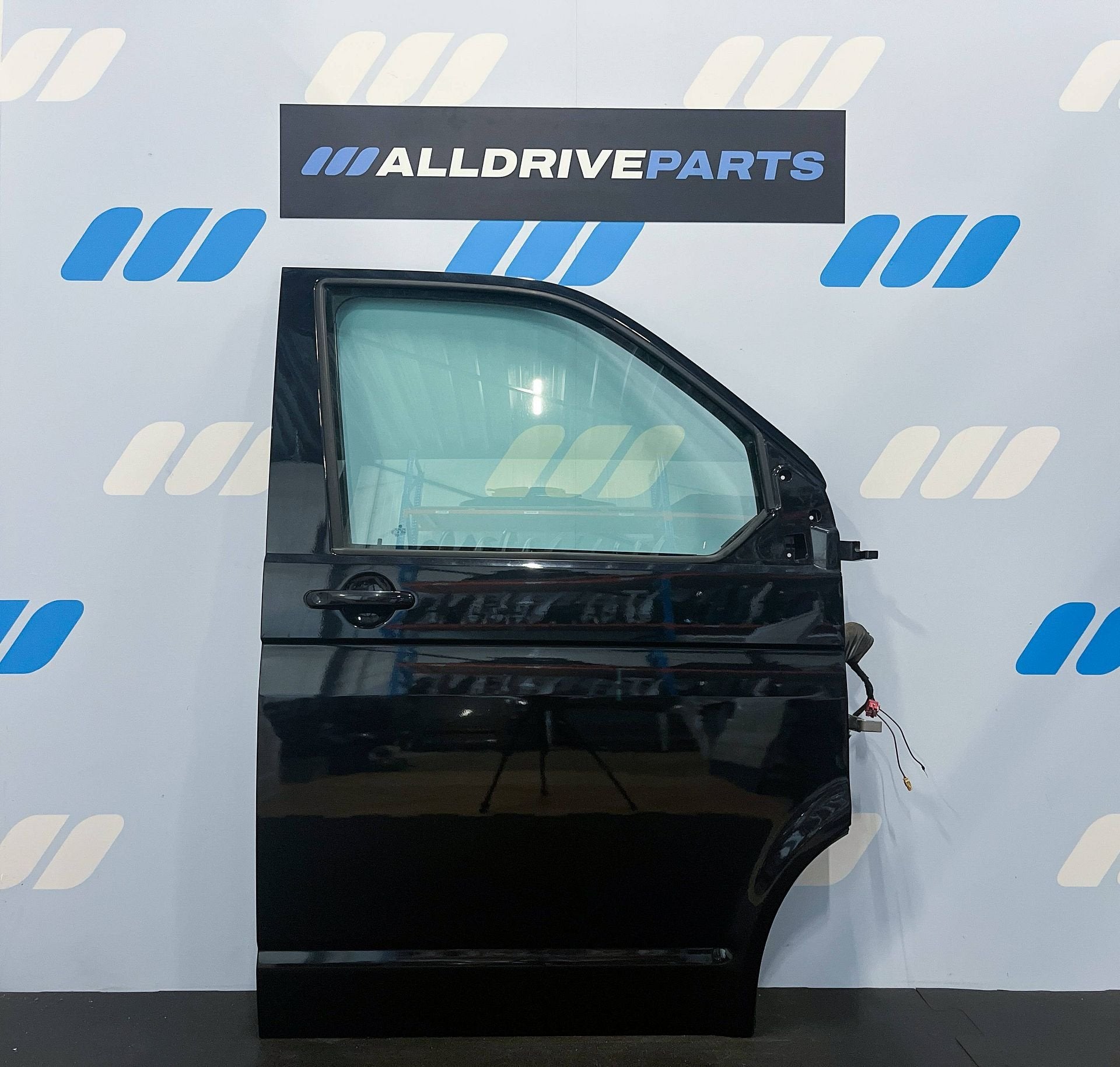 Voorportier rechts voor Volkswagen Transporter T6 7LA831056, Auto-onderdelen, Gebruikt, -, Deur, -