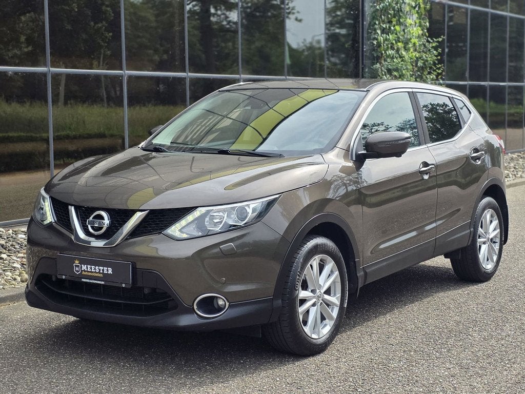Nissan Qashqai 1.2 N-Connecta|NAVI|CAMERA|LANE-ASSIST, Voorwielaandrijving, Stof, Gebruikt, Zwart