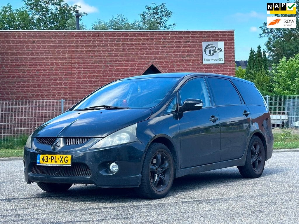 Mitsubishi Grandis 2.4-16V Intense 7 Persoons*Airco*Trekhaak, Auto's, Mitsubishi, Bedrijf, Te koop, Grandis, ABS, Airbags, Airconditioning