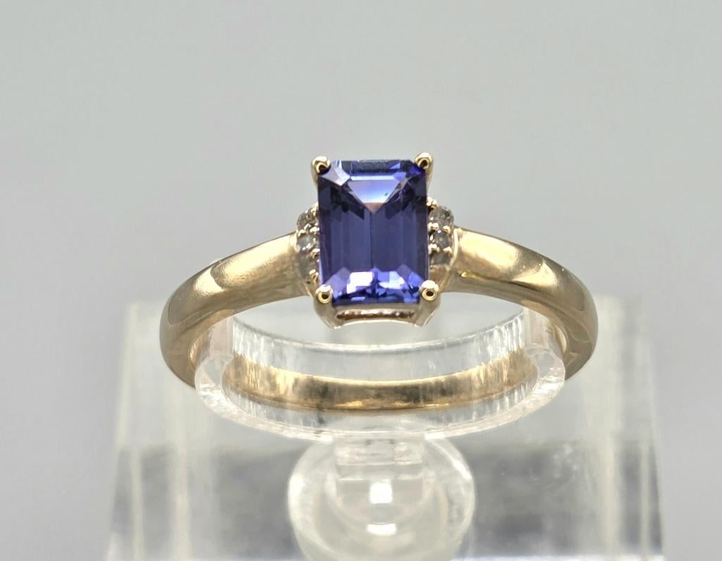 Gouden Vintage ring edelsteen tanzaniet en diamant. 2026/284, Sieraden, Tassen en Uiterlijk, Ringen, ., Paars, Ophalen of Verzenden