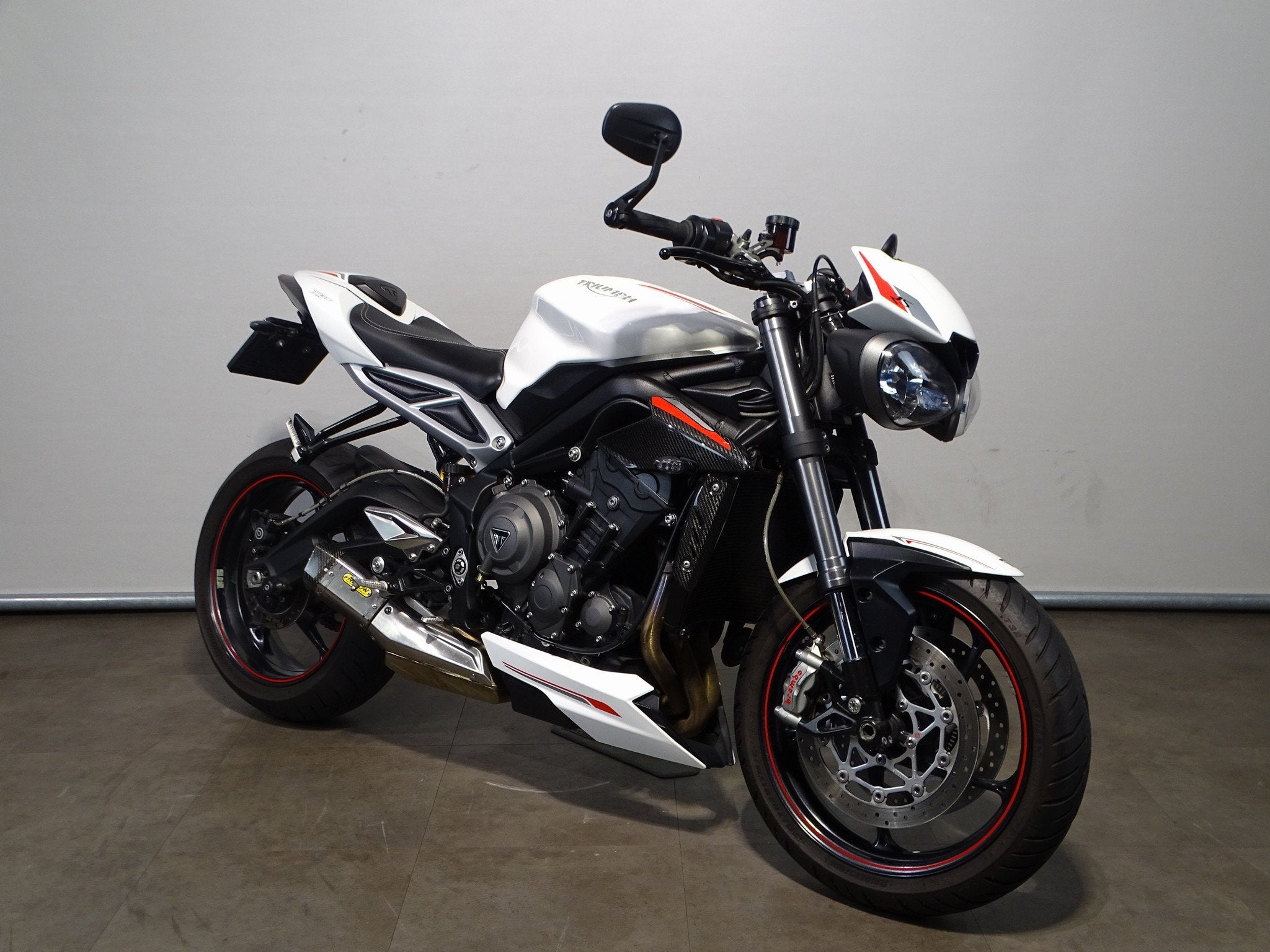 Triumph Street Triple RS, Motoren, Meer dan 35 kW, Naked bike, Gebruikt, Bedrijf
