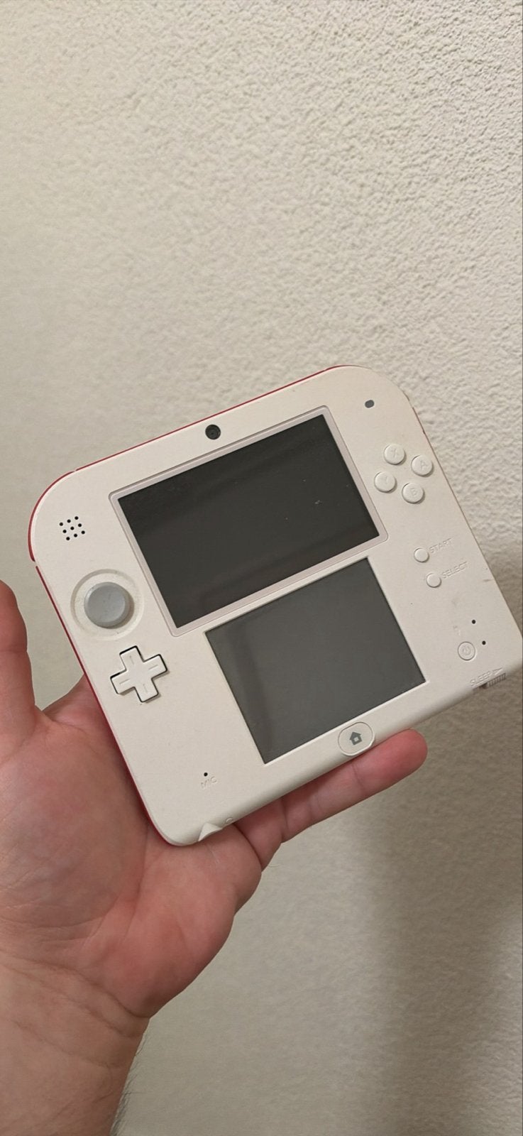 Nintendo 2DS (rood/wit) incl. Pokémon spel, excl. oplader, Spelcomputers en Games, Spelcomputers | Nintendo 2DS en 3DS, Overige kleuren