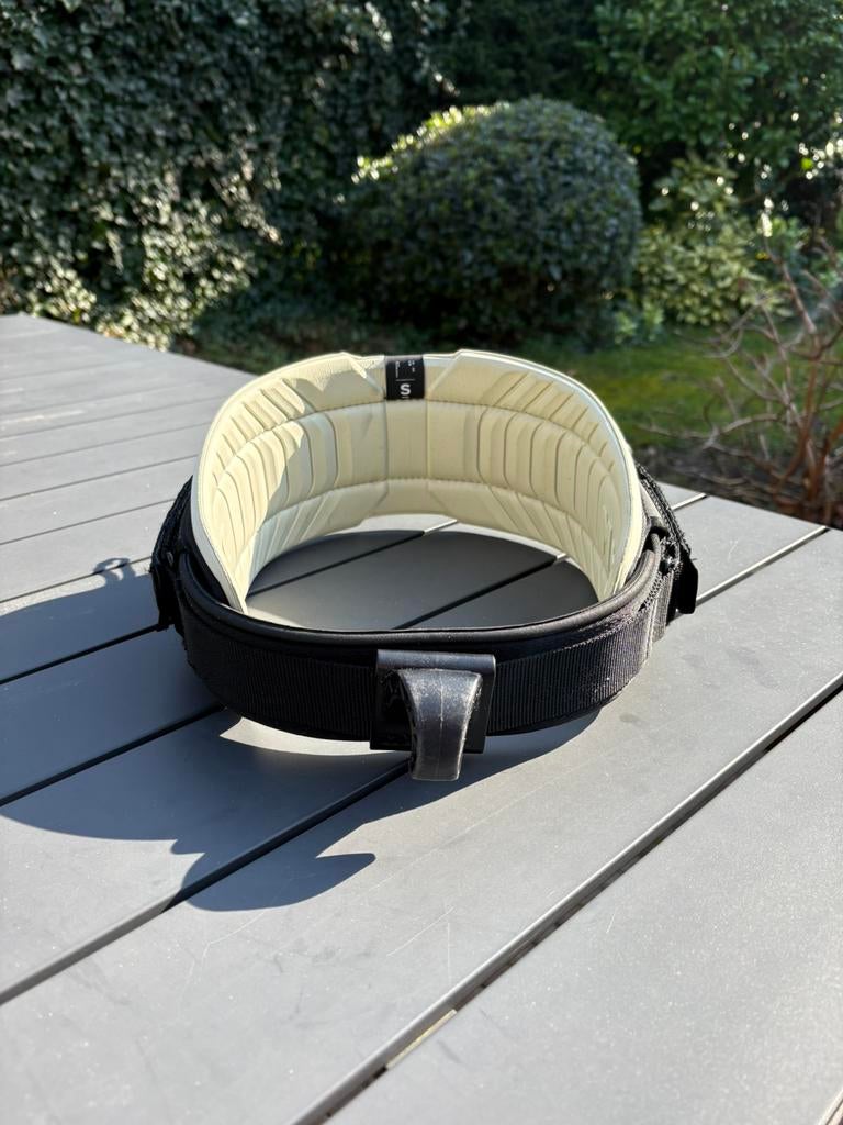 Mystic Stage wingfoil harness, Watersport en Boten, Wingsurfen, Ophalen of Verzenden, Zo goed als nieuw, Wingsurf-accessoire