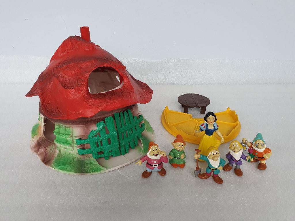 Sneeuwwitje: Paddenstoel + Sneeuwwitje + 5 dwergen (Bully), Verzamelen, Disney, Ophalen of Verzenden, Sneeuwwitje of Doornroosje