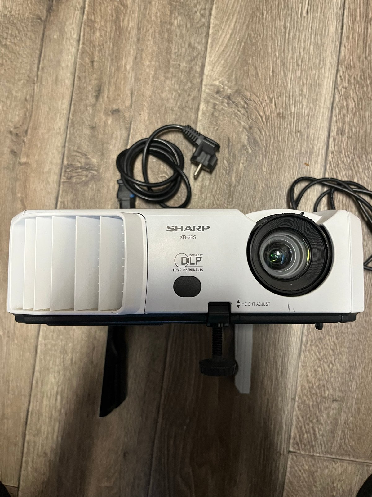 Sharp XR-32S DLP Projector met afstandsbediening, Ophalen of Verzenden, Gebruikt, DLP, Overige resoluties