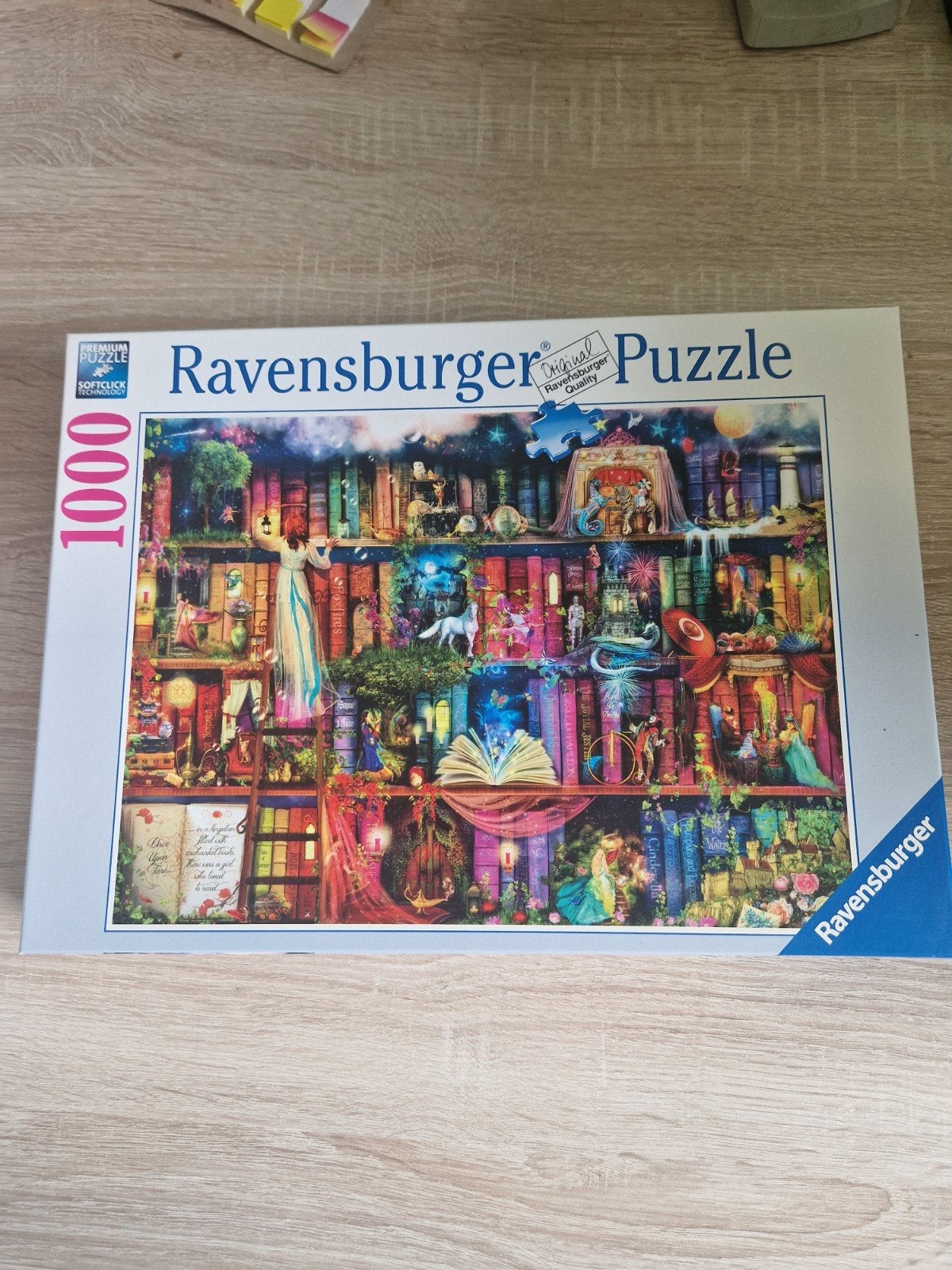 Ravensburger Legpuzzel 1000 stukjes - Sprookjesbibliotheek, Ophalen of Verzenden, 500 t/m 1500 stukjes, Zo goed als nieuw, Legpuzzel