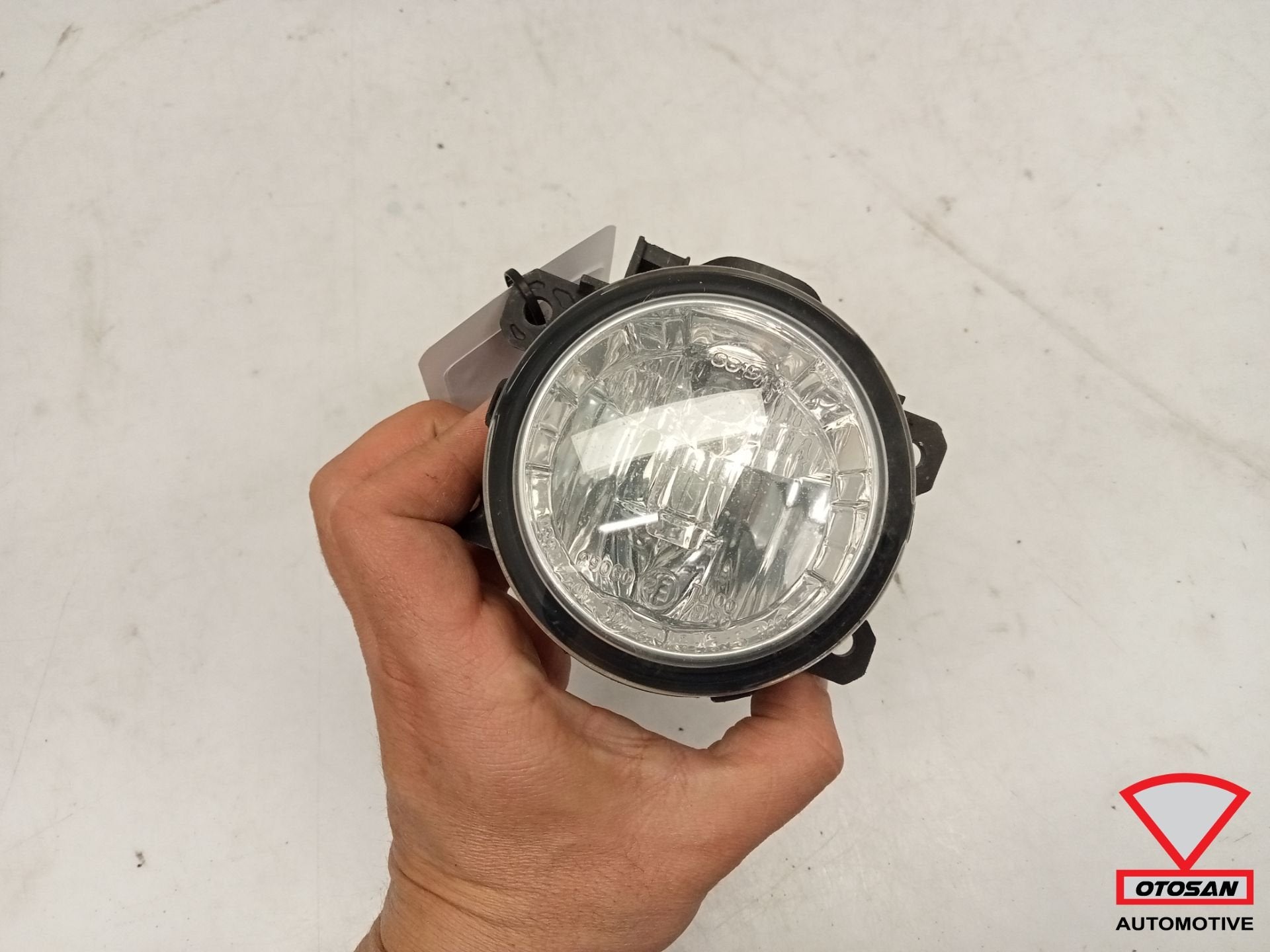 Mitsubishi Space Star 2010+ Mistlamp Rechts 89207241, Auto-onderdelen, Info@mitsubishi-motors.com, Gebruikt, Mitsubishi Motors Corporation