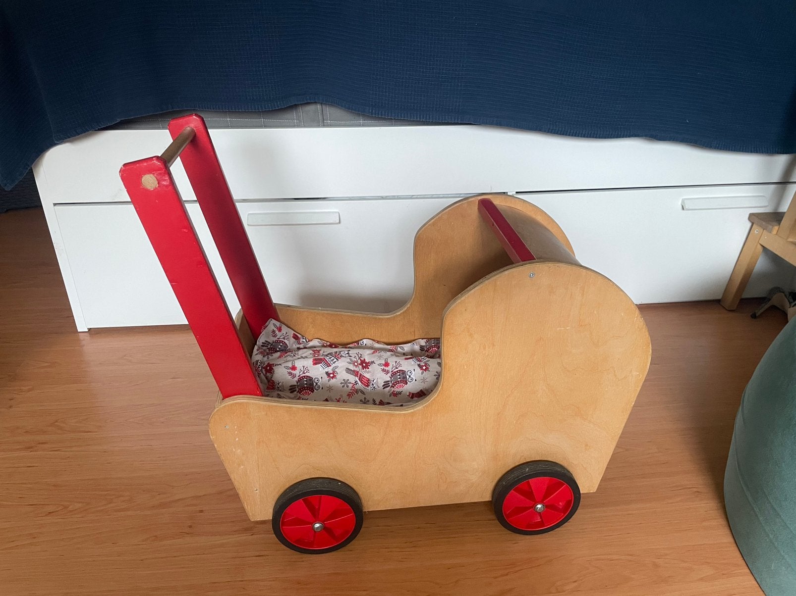 Houten poppenwagen, Ophalen, Gebruikt