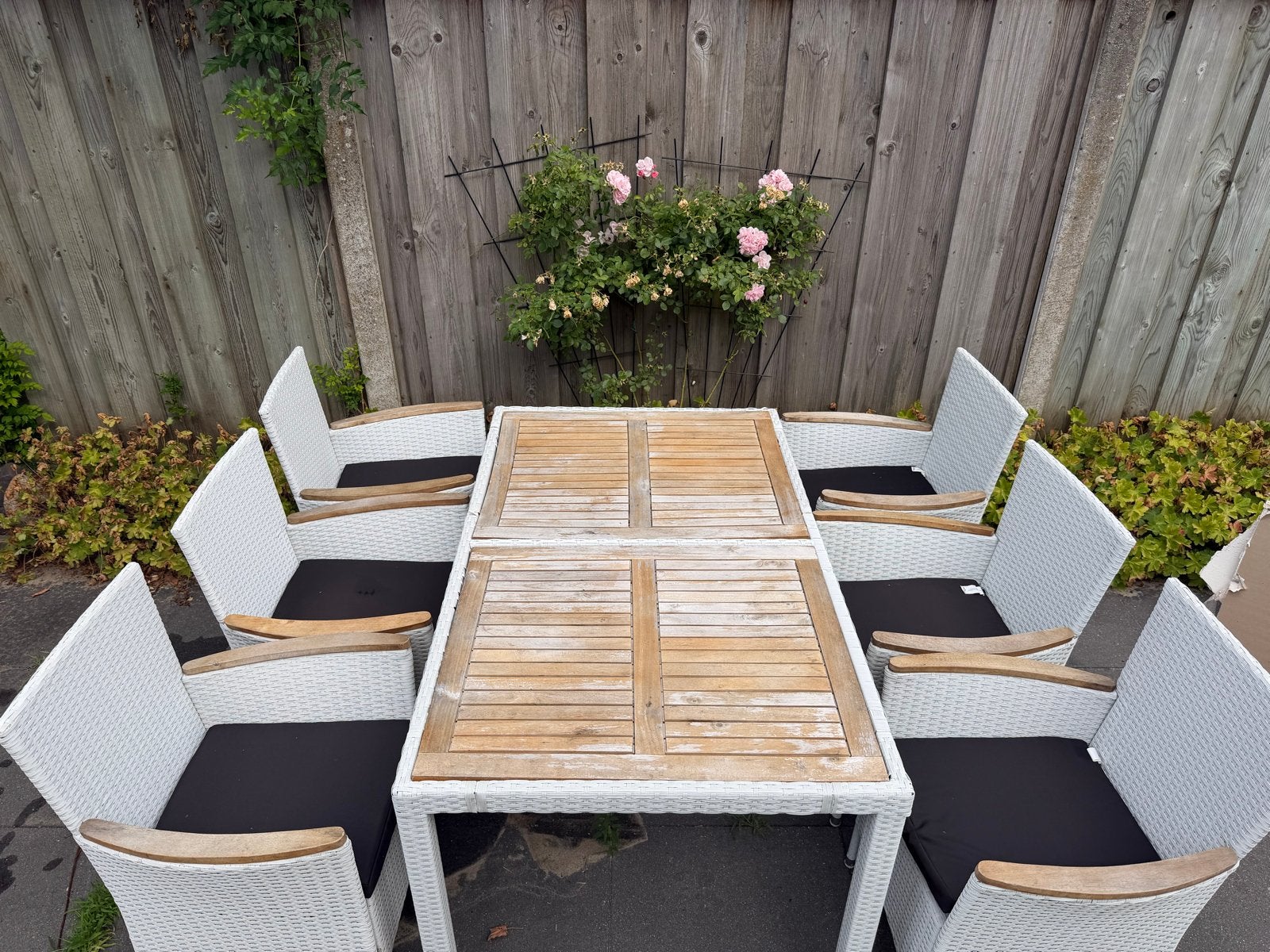 Wicker tuinset met teakhouten tafelblad en 6 stoelen, Ophalen, Gebruikt, Eettafel, 6 zitplaatsen