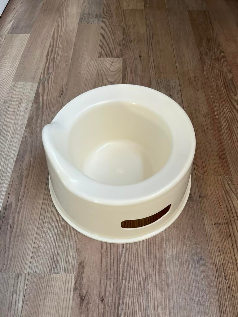 Plastic potje. Komt uit een rookvrij huis, Ophalen of Verzenden, Zo goed als nieuw, Overige typen