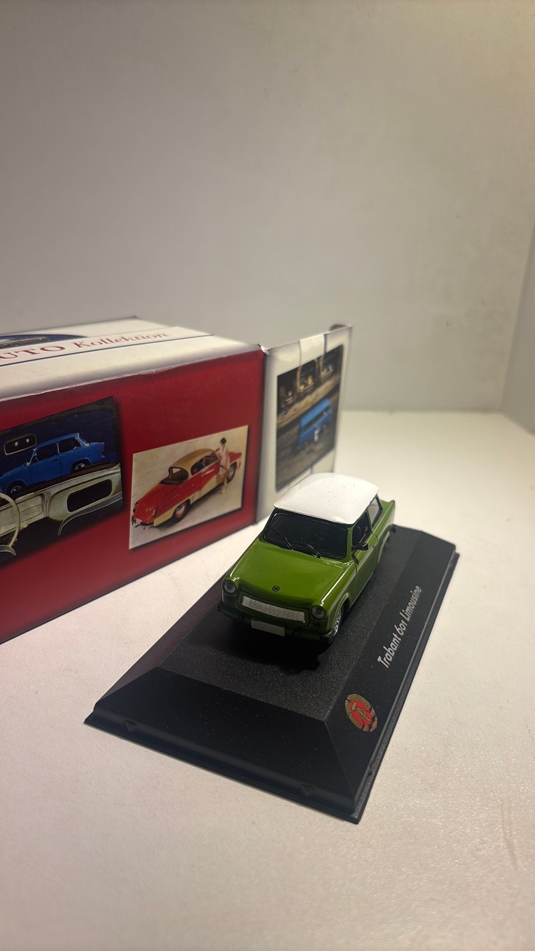 Trabant 601 limousine atlas 1.43, Overige merken, Auto, Ophalen of Verzenden, A