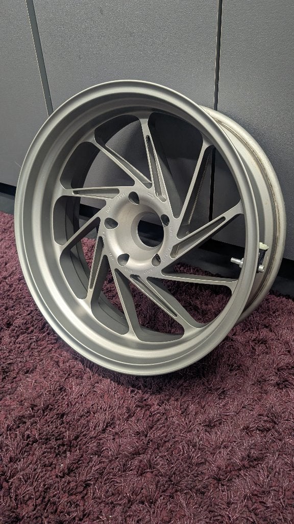 BMW HP gesmede achtervelg voor K1300S/K1300R, Motoren, Ophalen of Verzenden, Nieuw