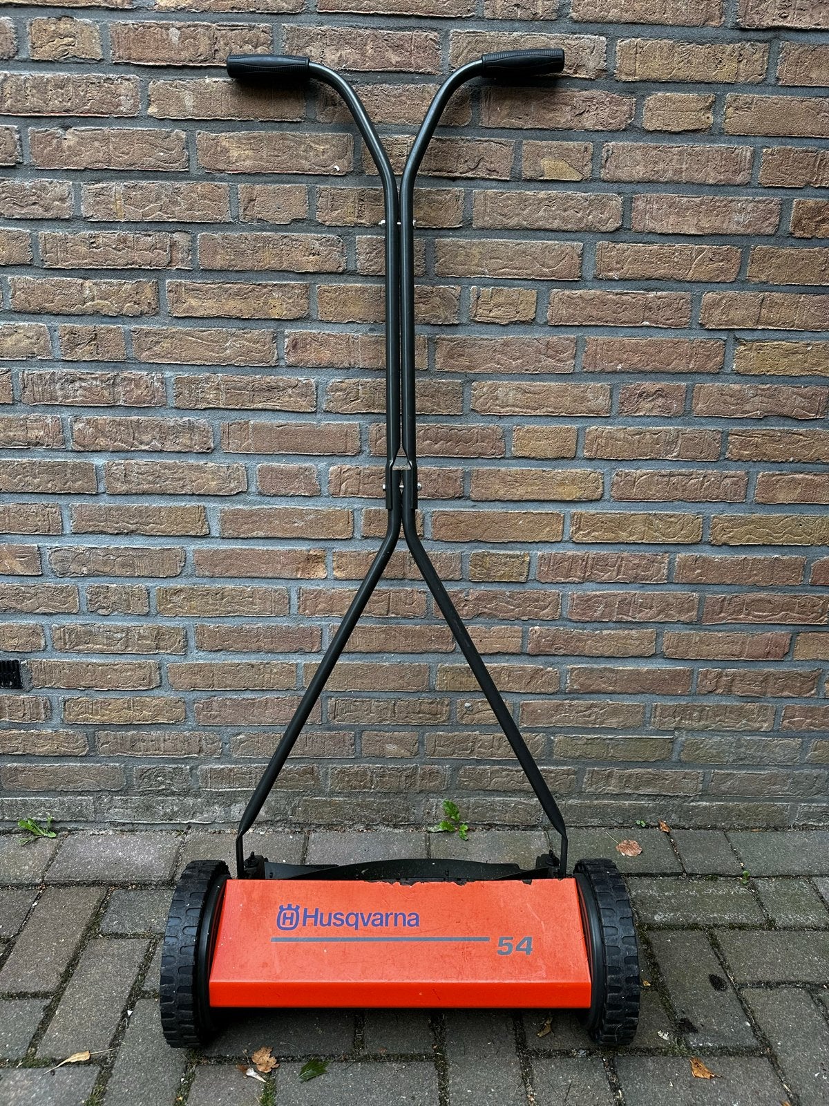 Husqvarna 54 Handgrasmaaier, Gebruikt, Handgrasmaaier, Ophalen of Verzenden, 50 cm of meer