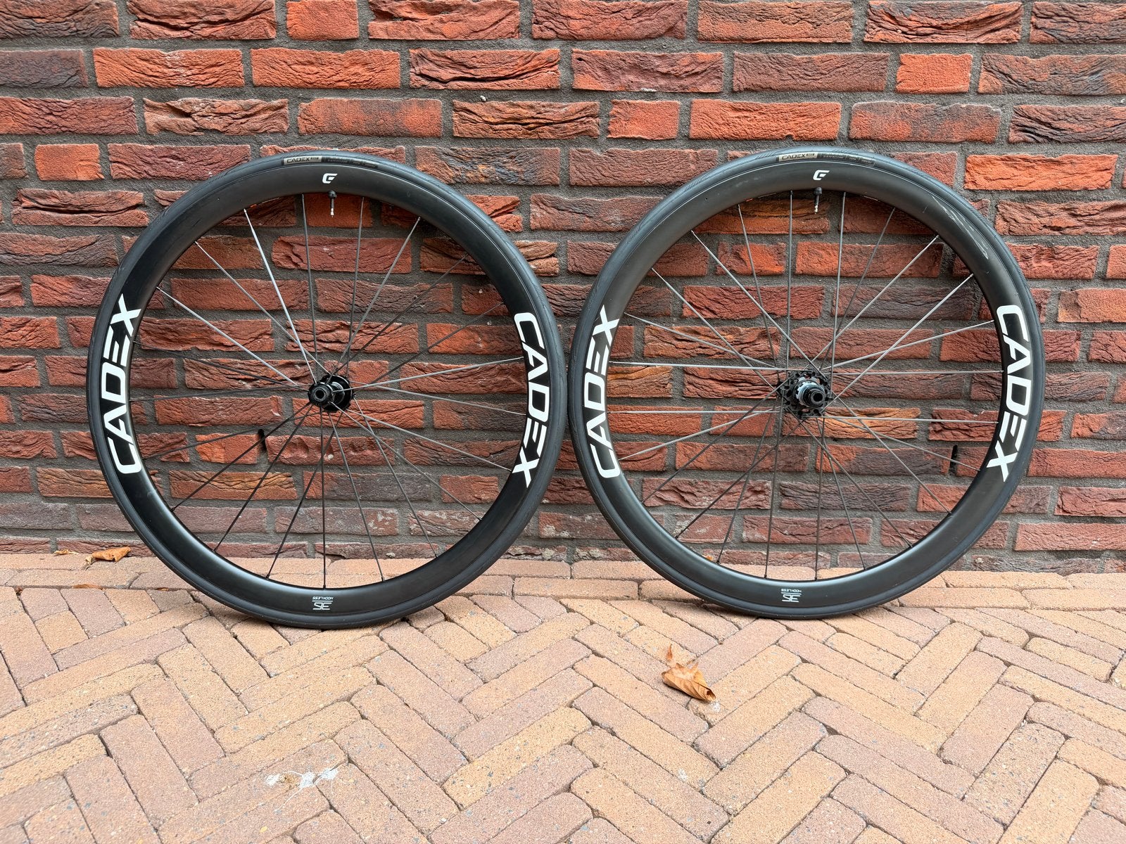 CADEX 36mm Carbon Wielset, Zo goed als nieuw, Racefiets, Carbon, Ophalen