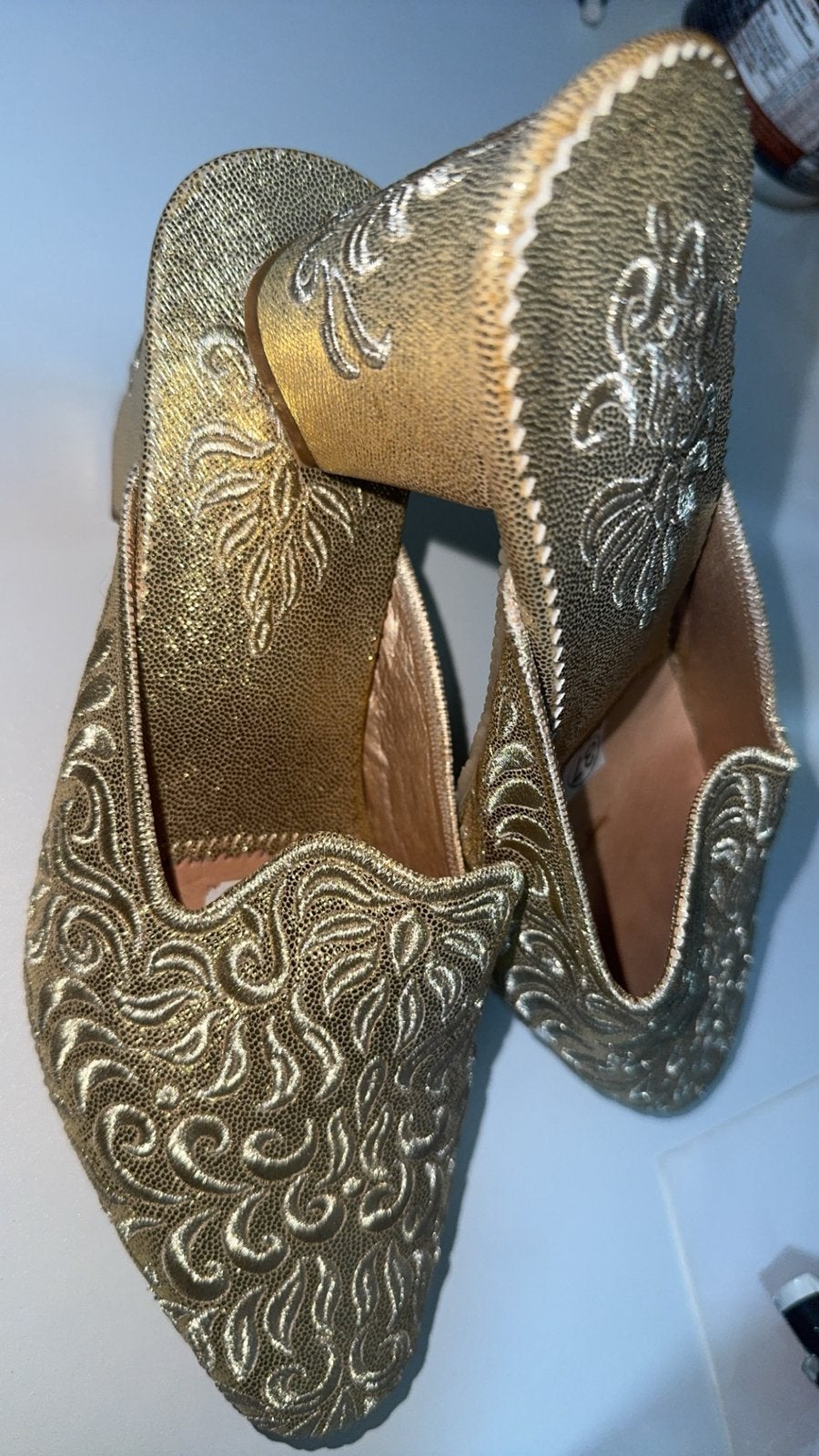 Hakken goud, Kleding | Dames, Schoenen, Ophalen, Schoenen met lage hakken, Overige kleuren, Nieuw