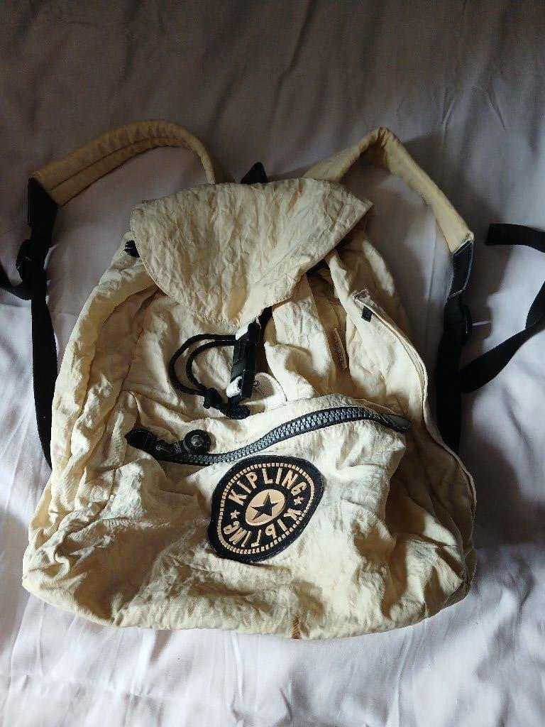 witte rugzak van KIPLING, Sieraden, Tassen en Uiterlijk, Tassen | Rugtassen, Gebruikt, Kipling, 25 tot 40 cm, Ophalen of Verzenden